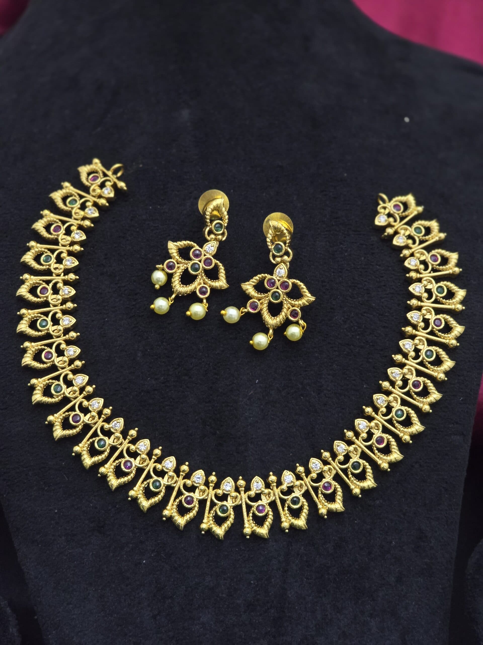 Premium matt ad necklace