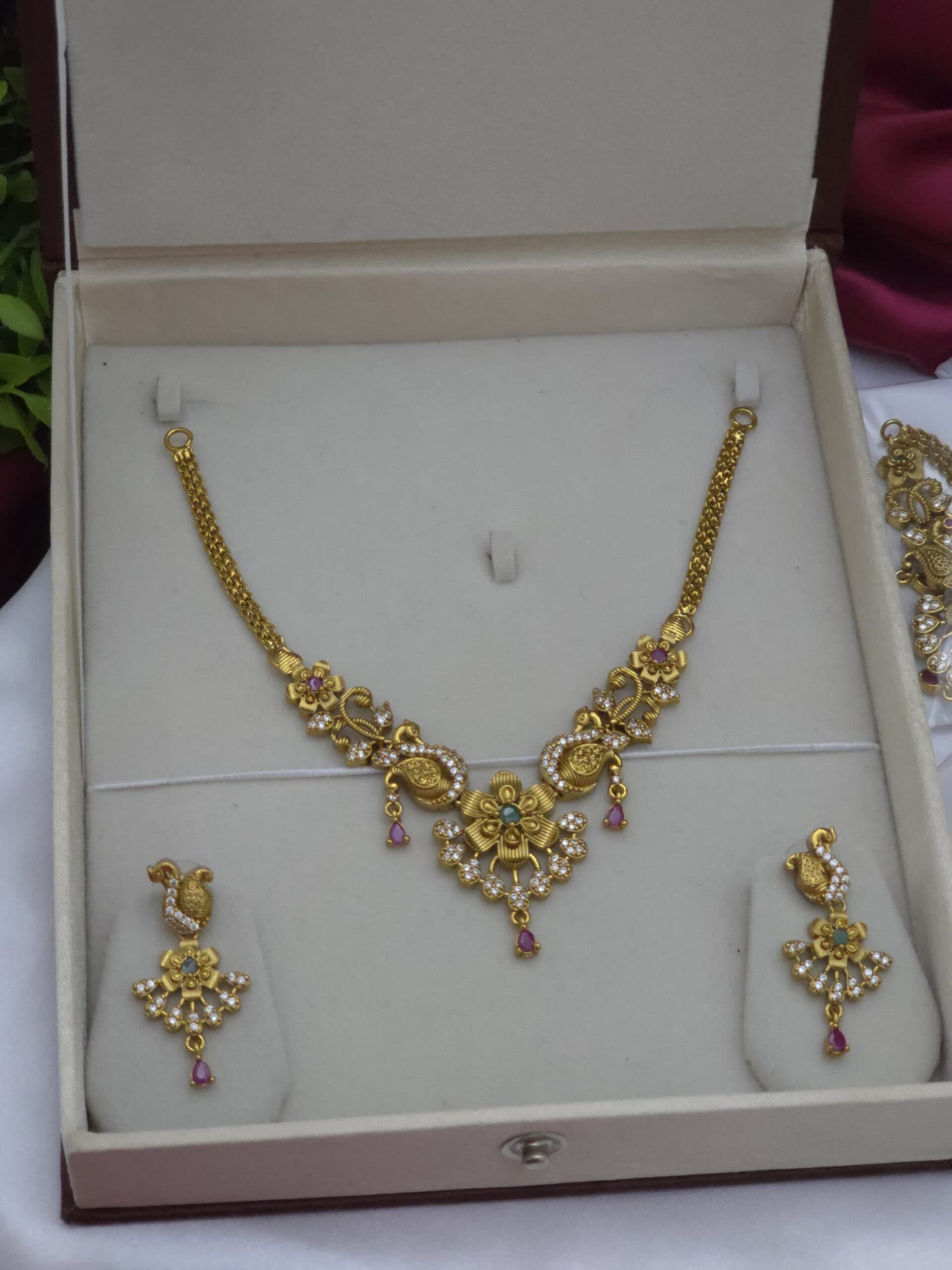 Premium ad Necklace