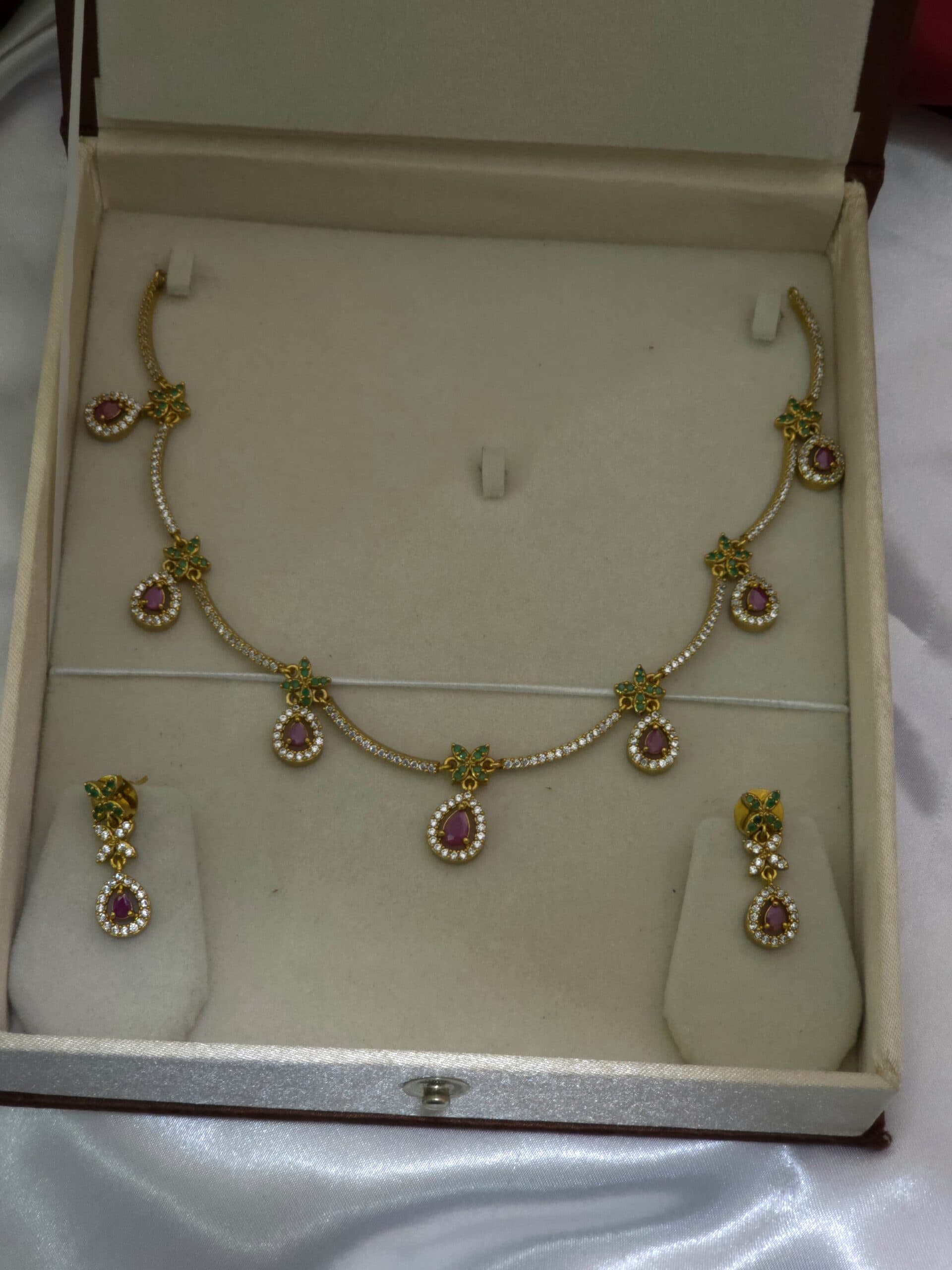 Premium ad necklace