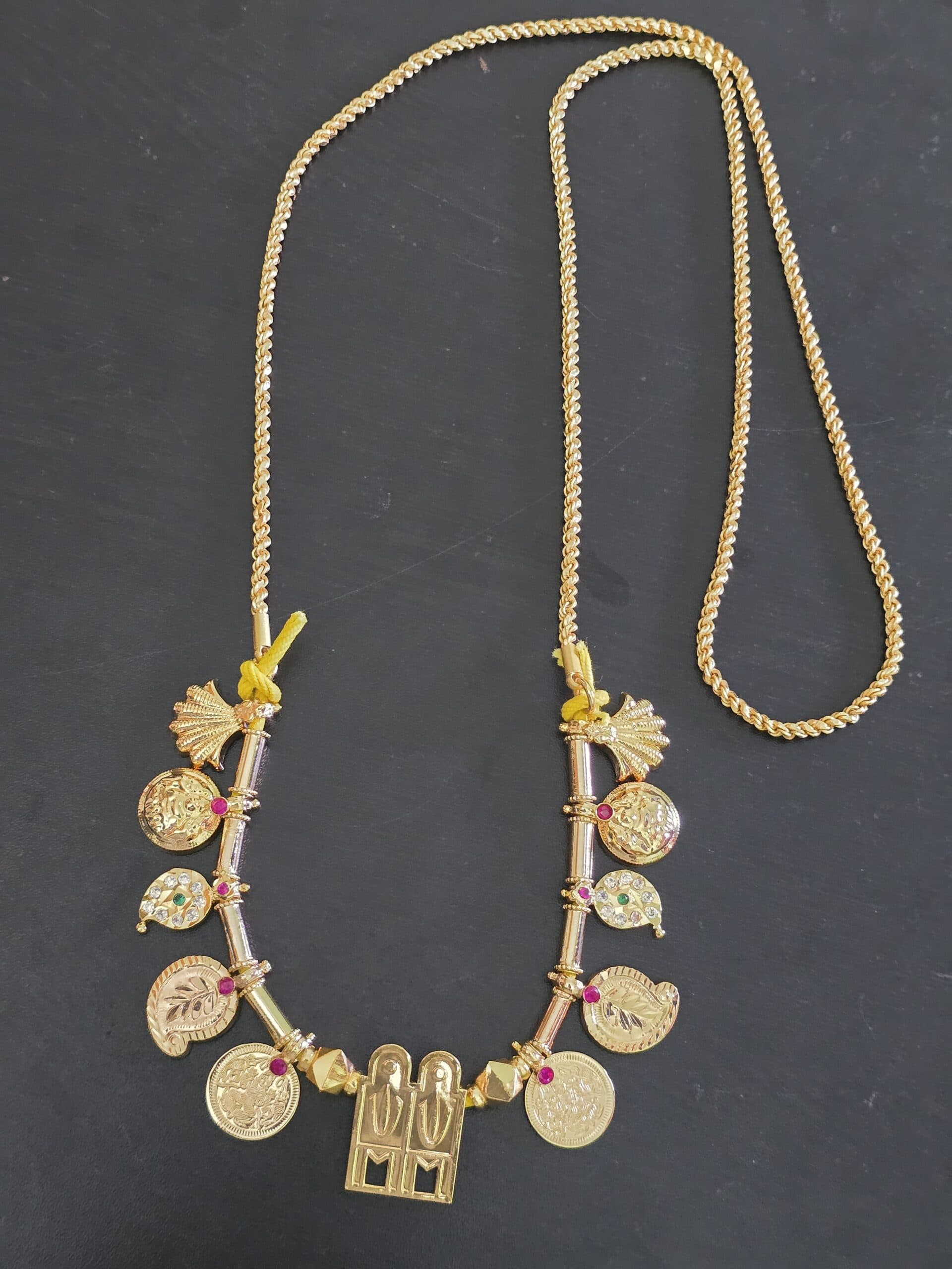 Foaming chain with thali urukal