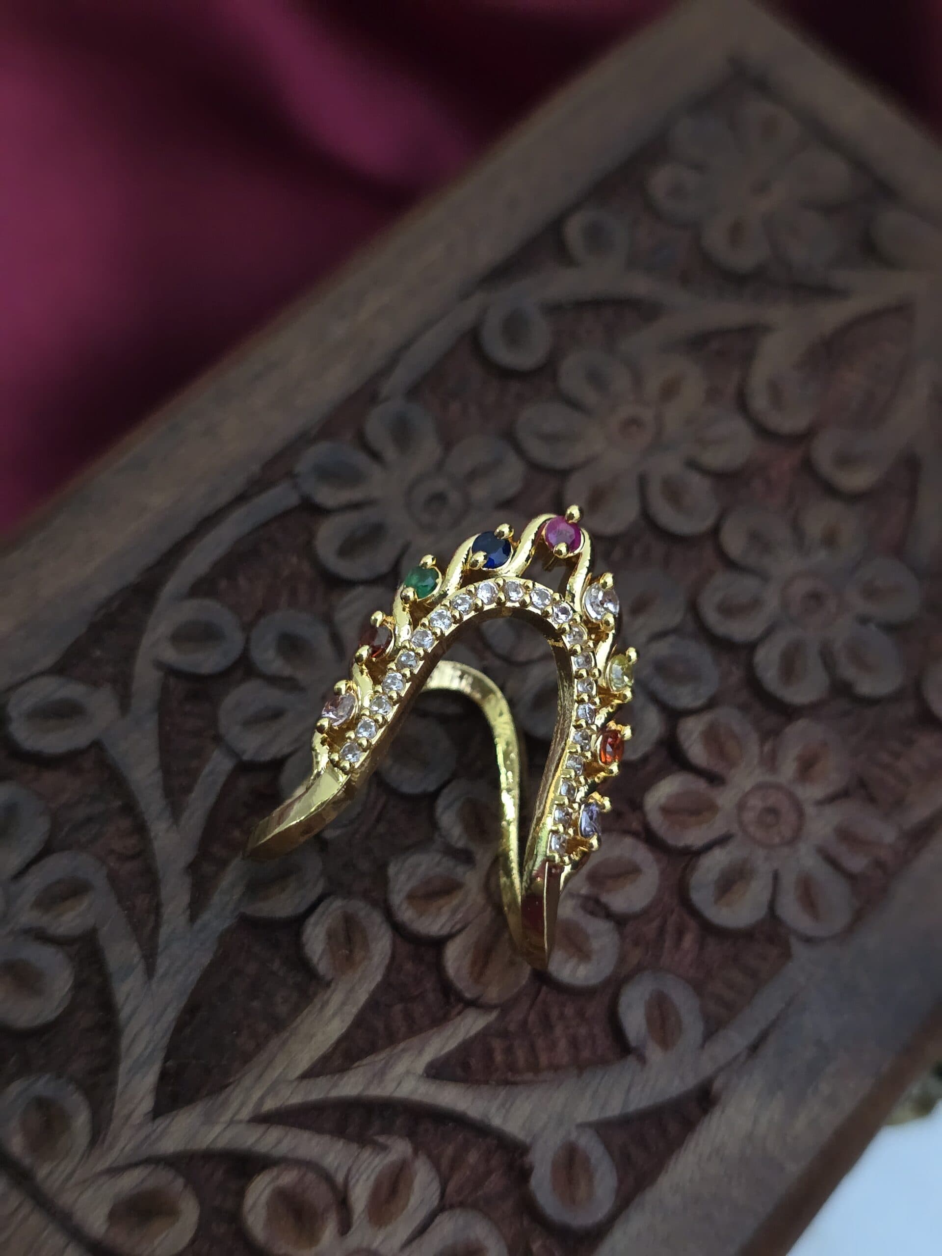 Premium Navarathna ad vangi ring
