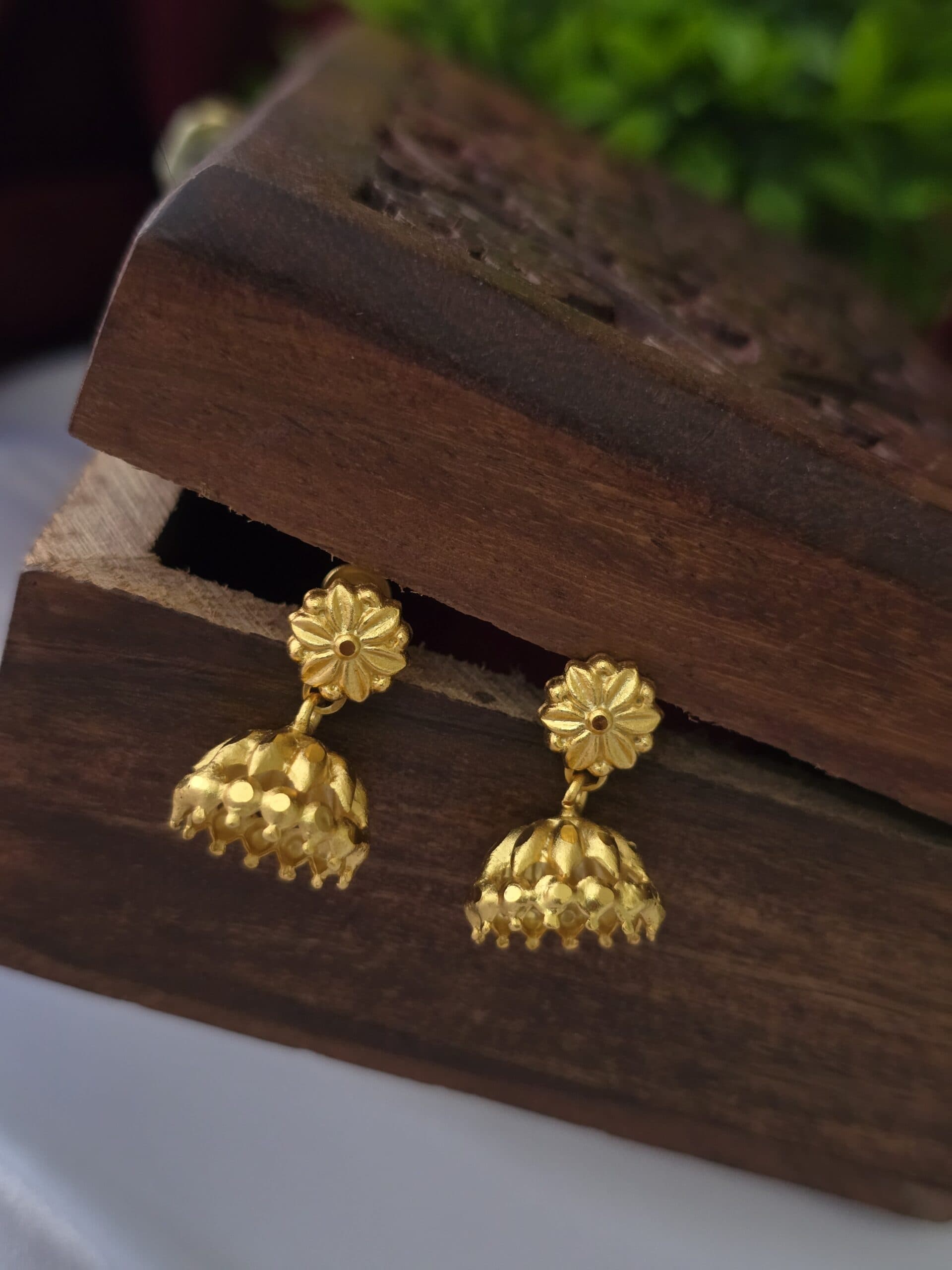 Foaming jhumka