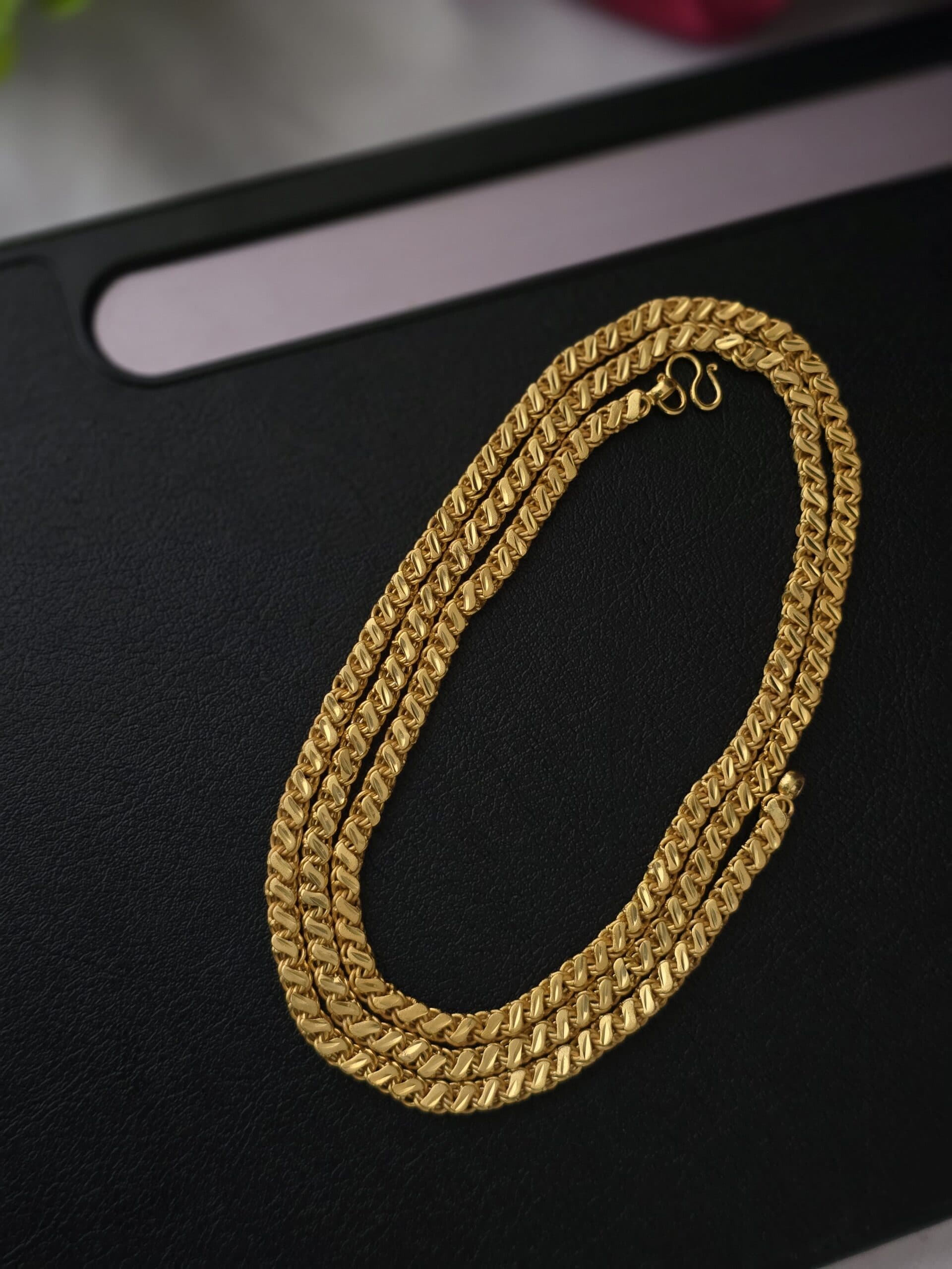 Foaming 30 inches s pattern chain