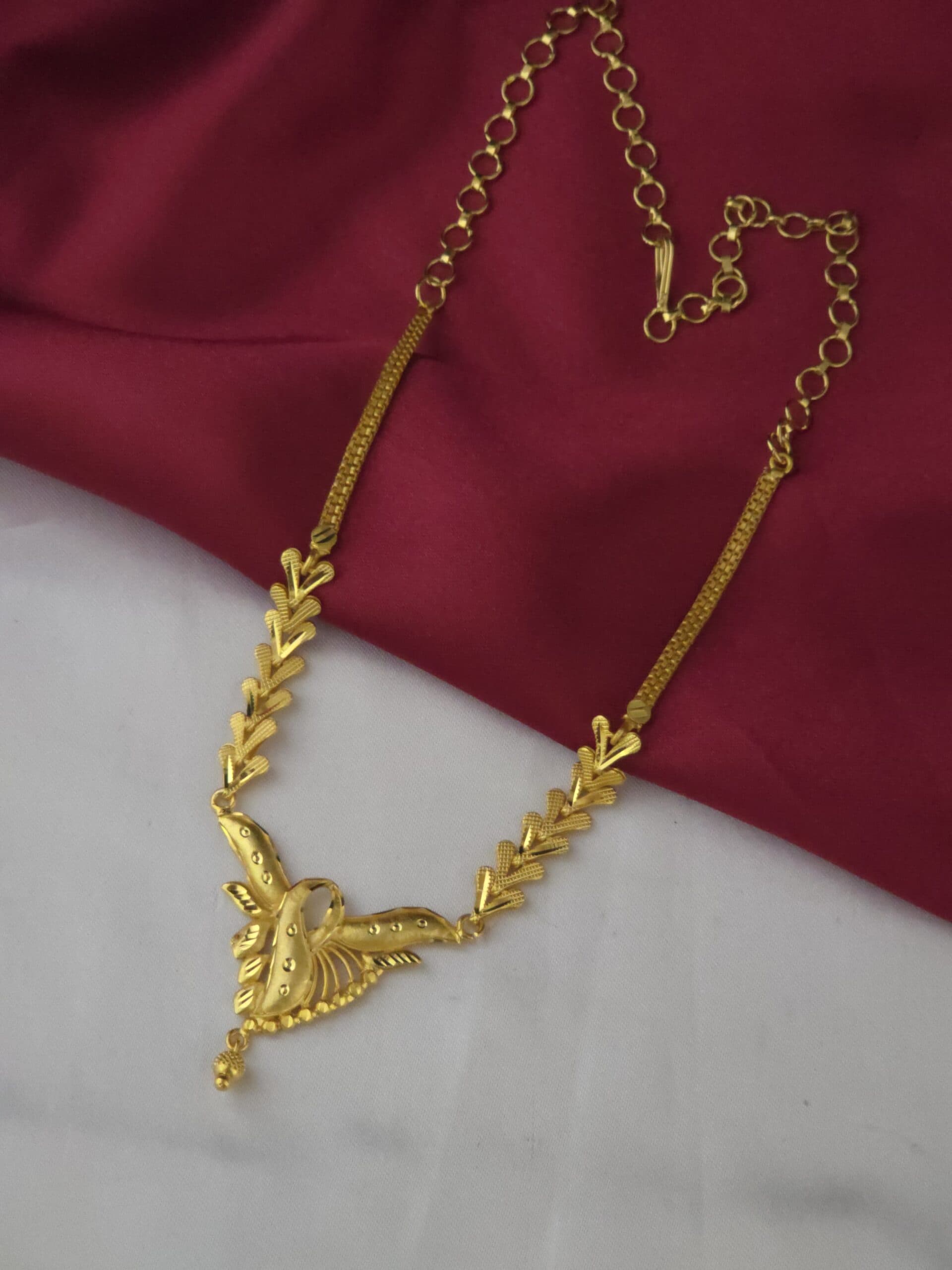 Foaming 24 inches Necklace