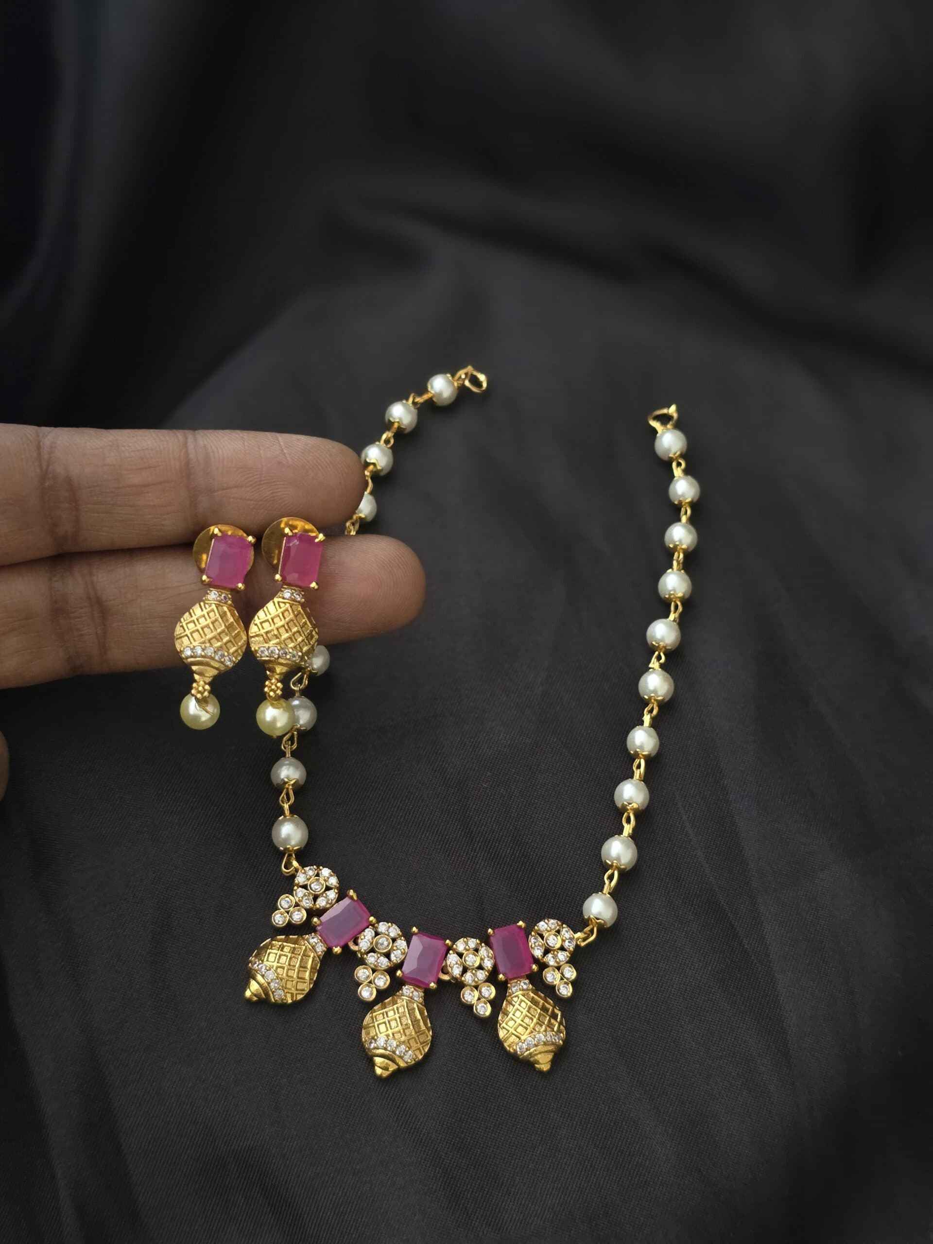 Premium Pearl AD Choker