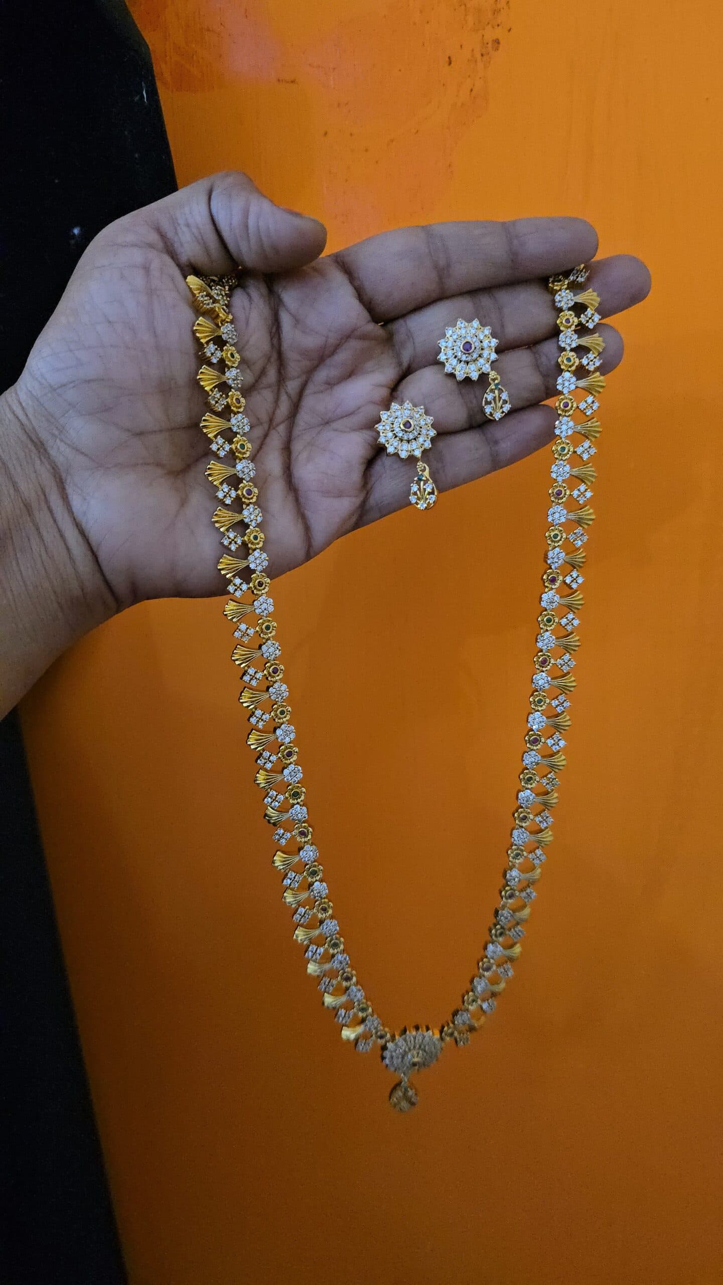 Premium ad diamond look mult flower pattern haram