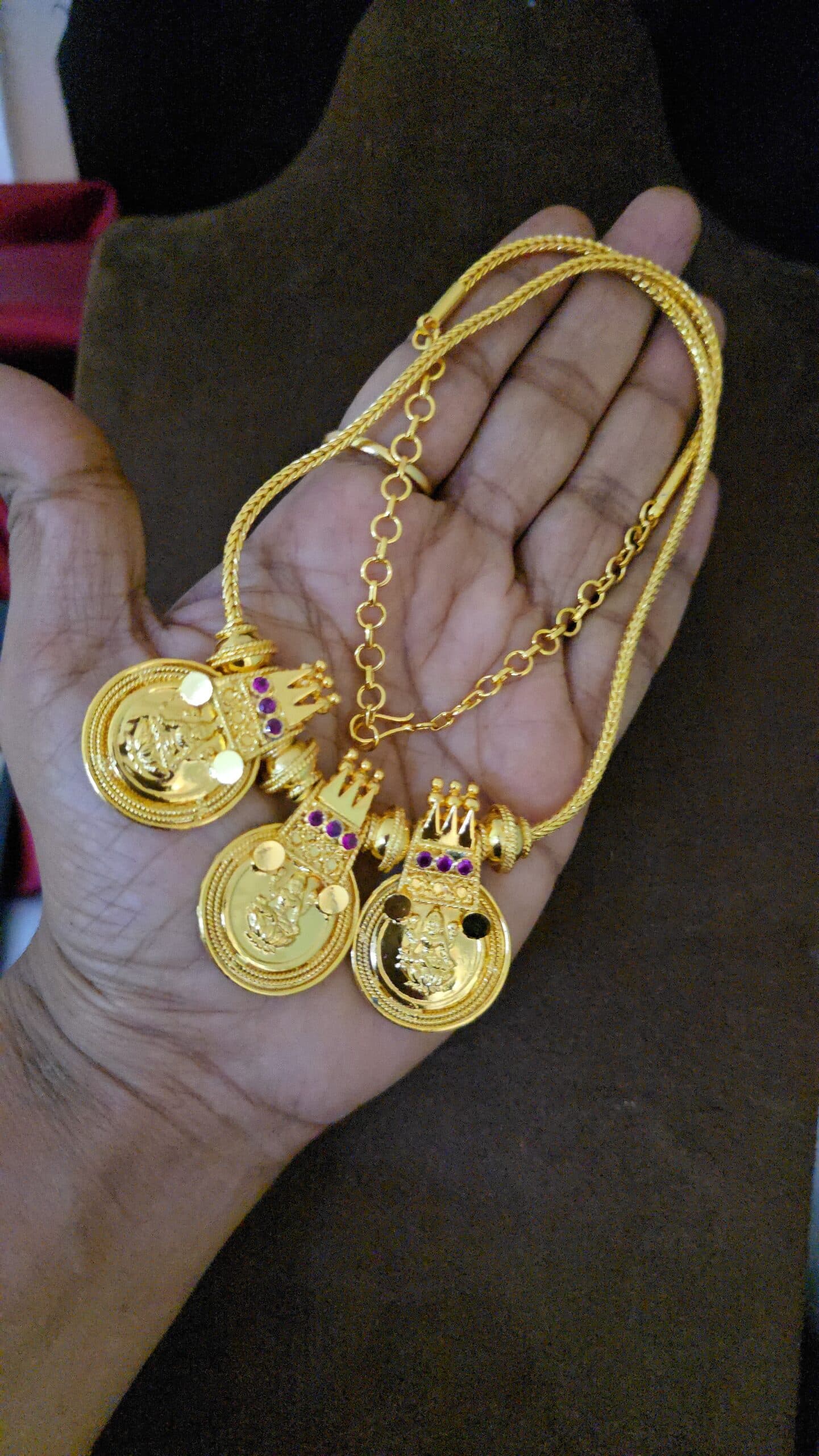 Premium foaming 24 inches traditional coin haram