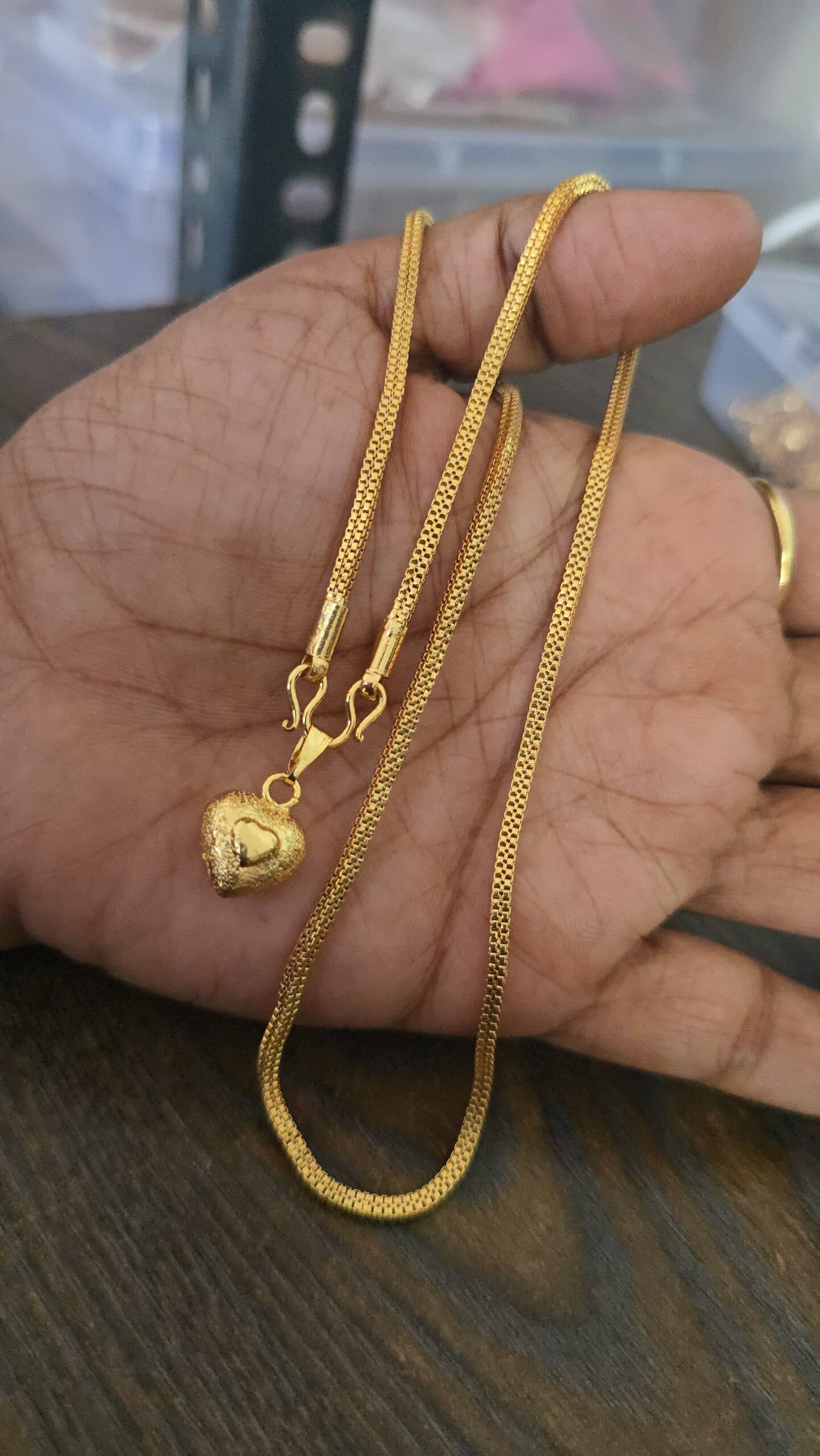 Premium 18 inches dollar chain