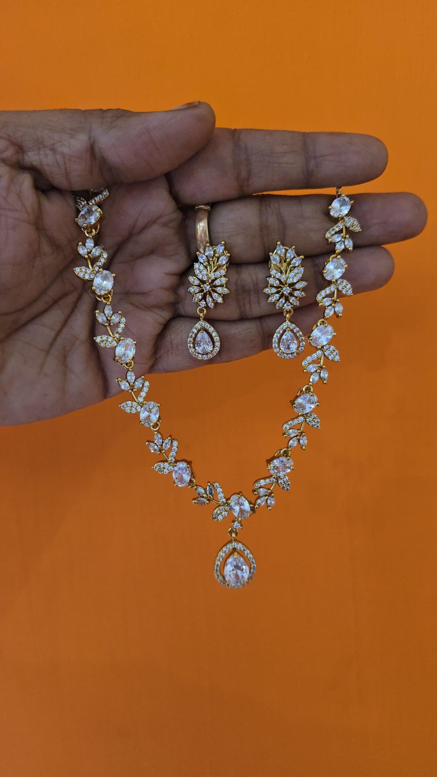 Premium diamond look necklace with stud
