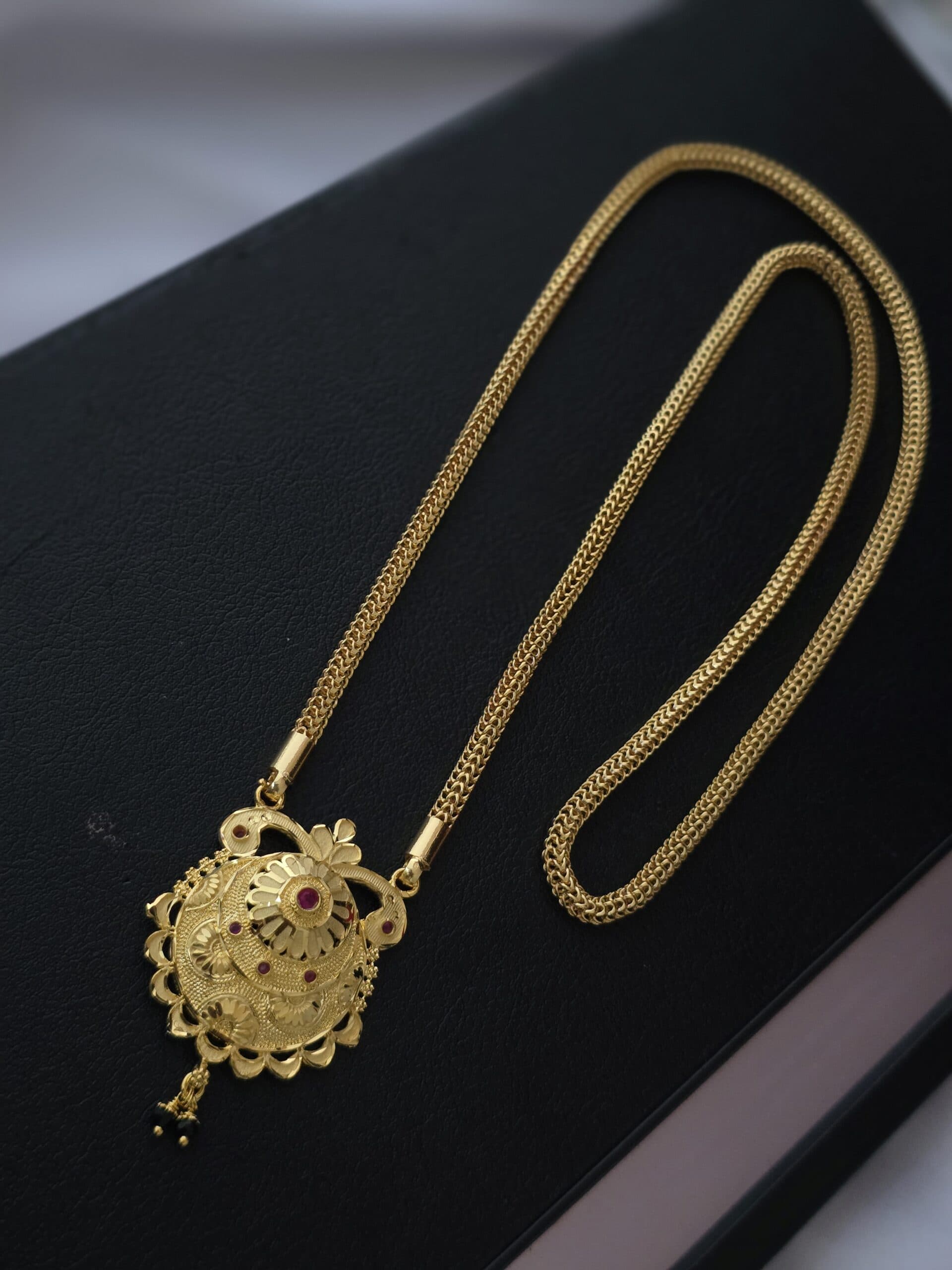 Premium quality 28 inches foaming dollar chain