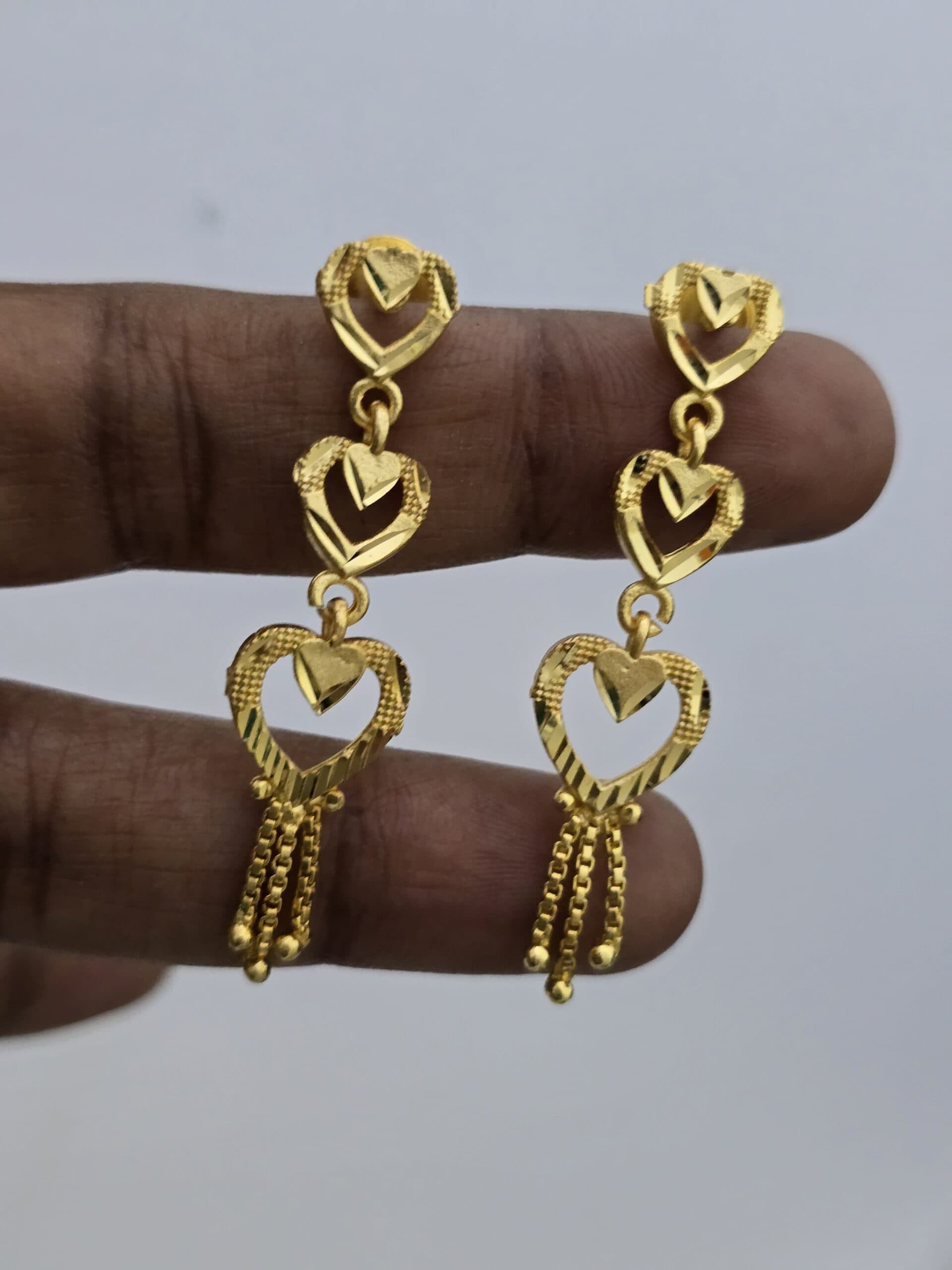 Premium heart drops earing