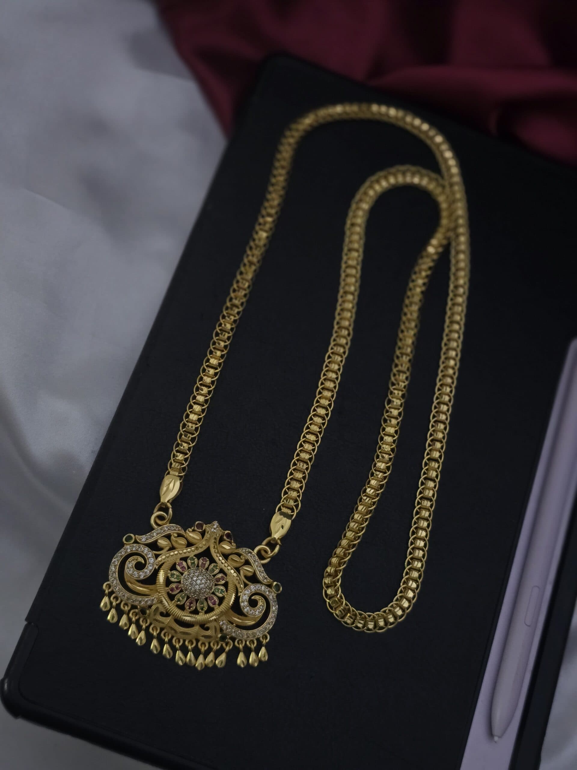 Premium foaming ad 32 inches dollar chain