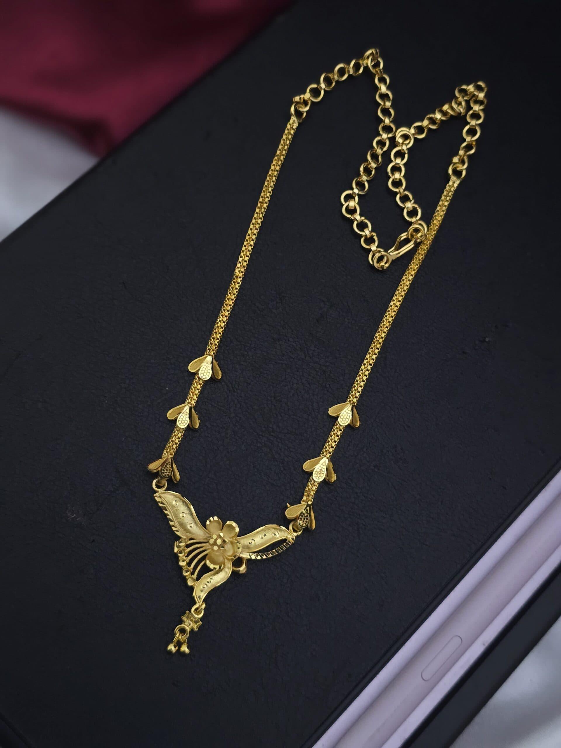 Premium foaming plain mid haram with back chain