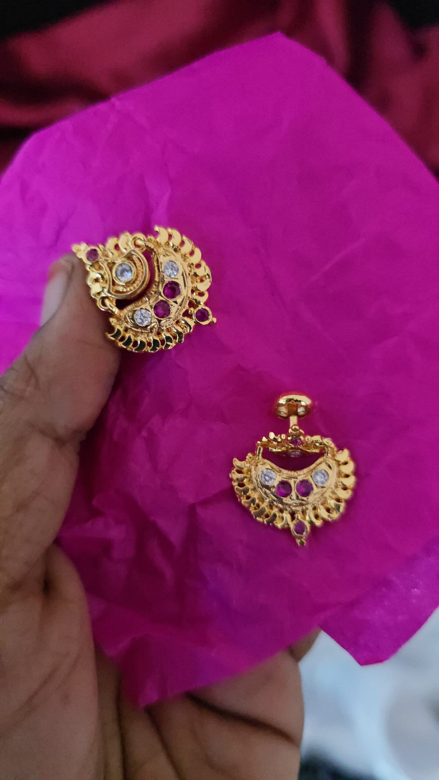 Premium leaf ad earing