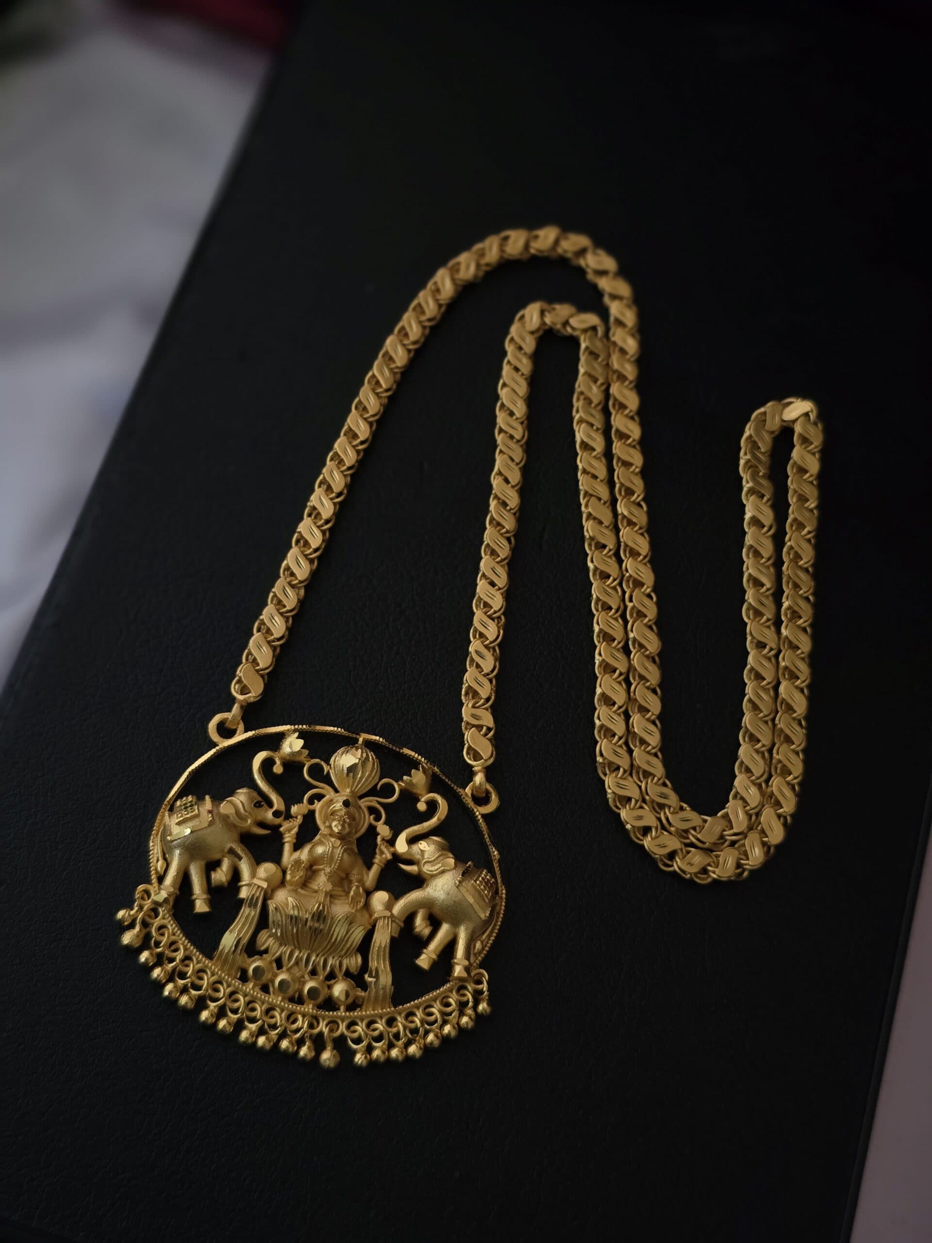 Premium foaming 28 inch lakshmi doller chain