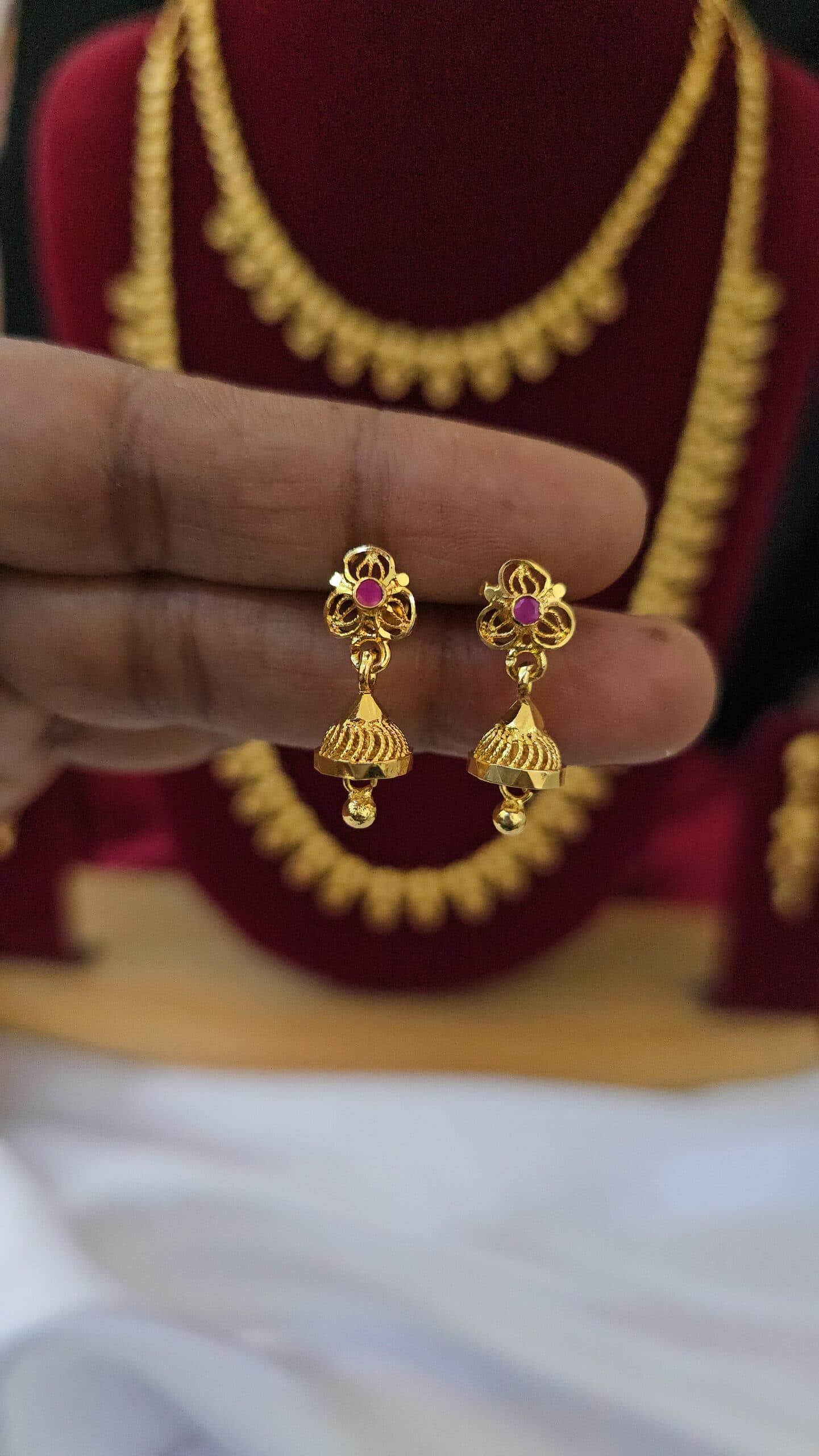 Premium foaming ad jhumka