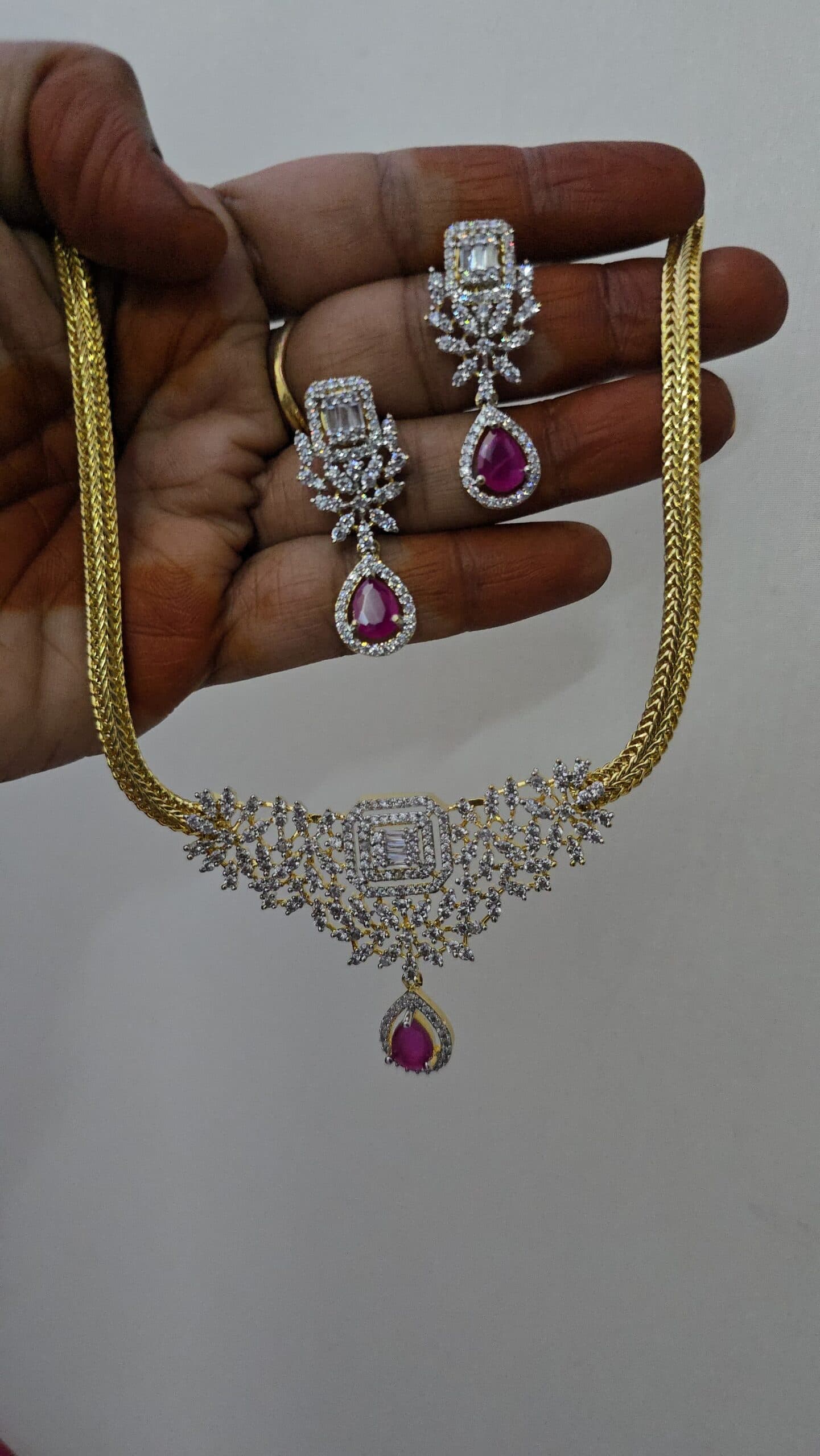 Premium diamond look necklace with stud