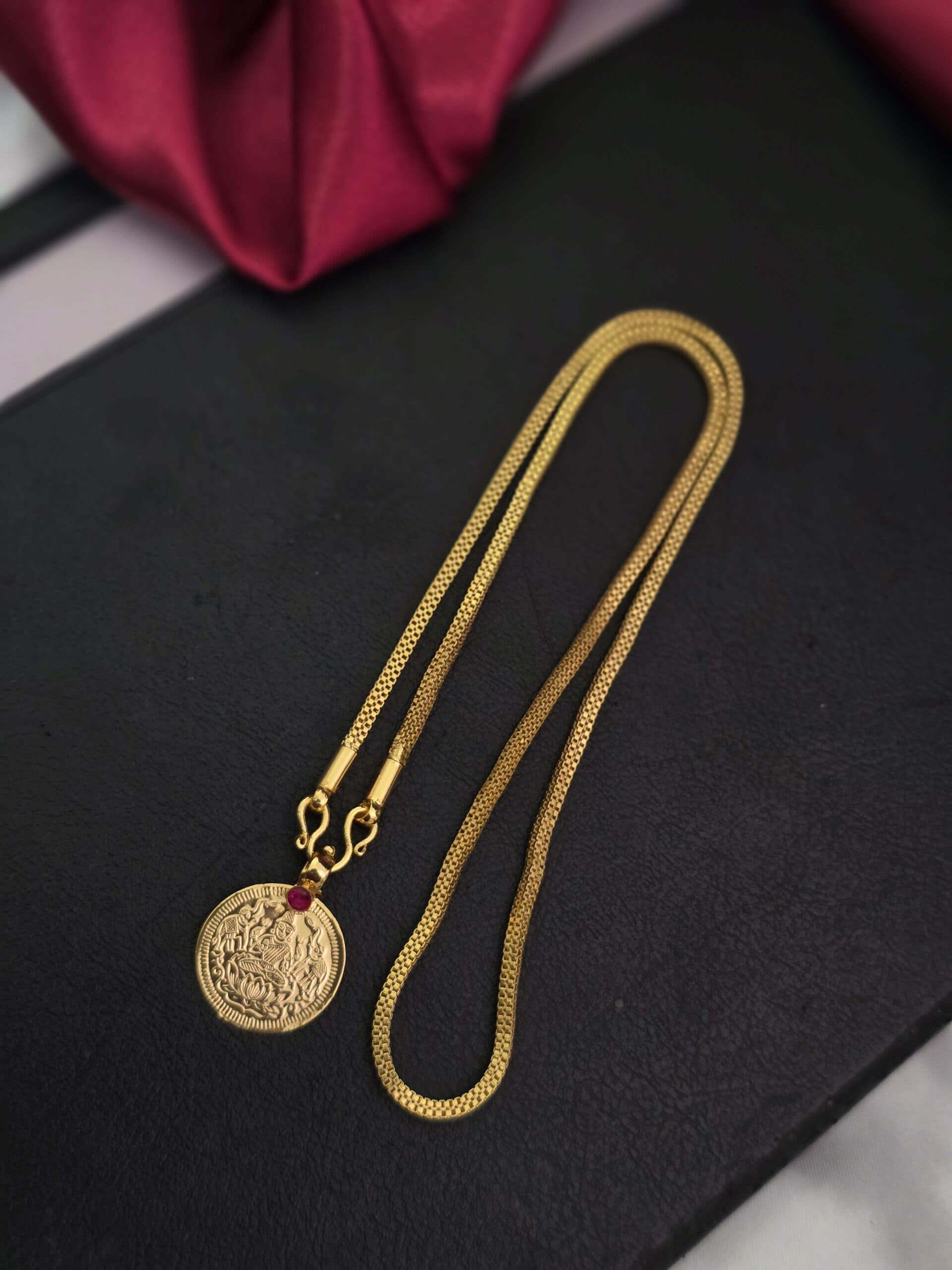 Premium foaming 18 inches coin dollar chain
