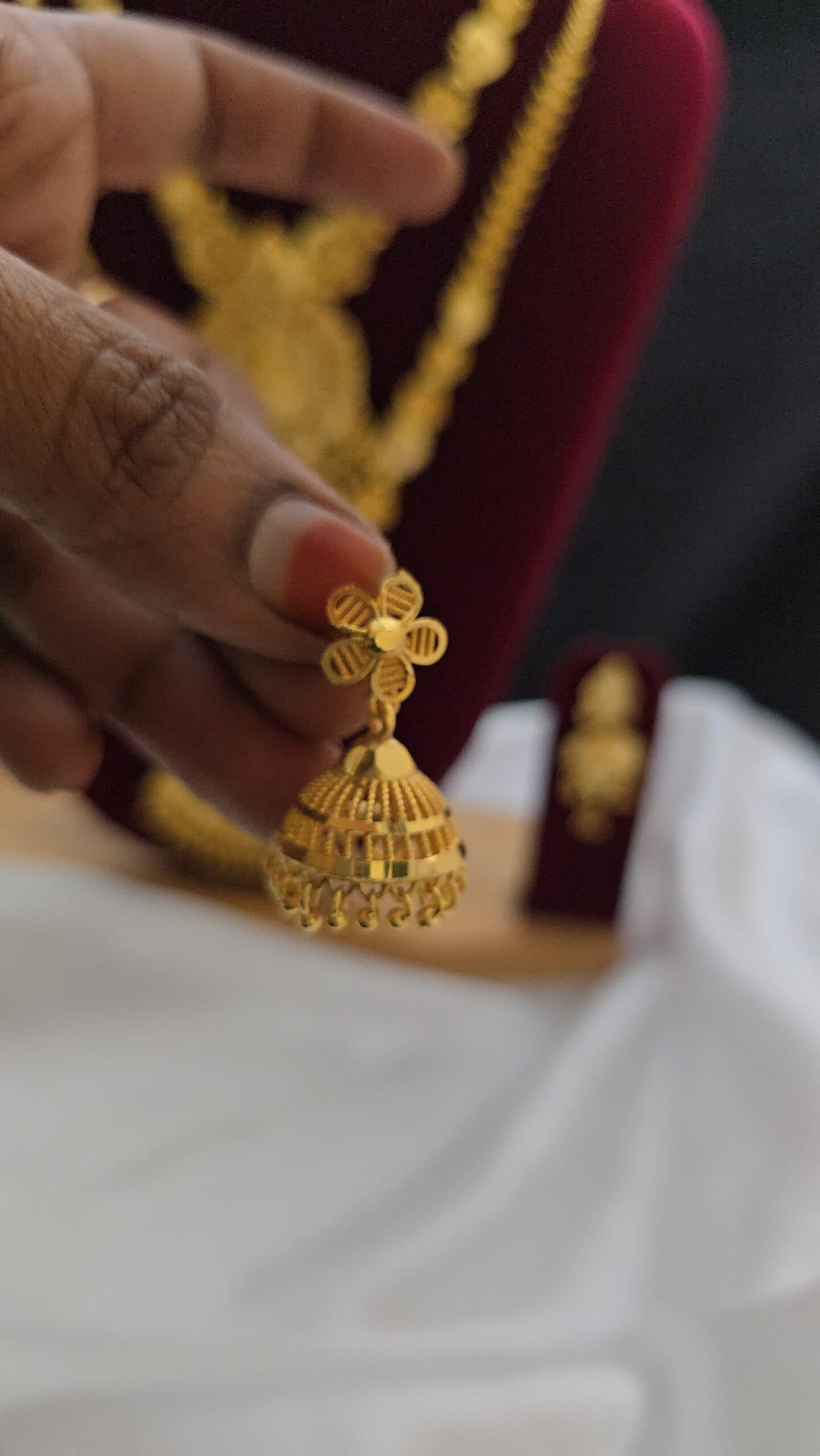 Premium foaming detachable jhumka