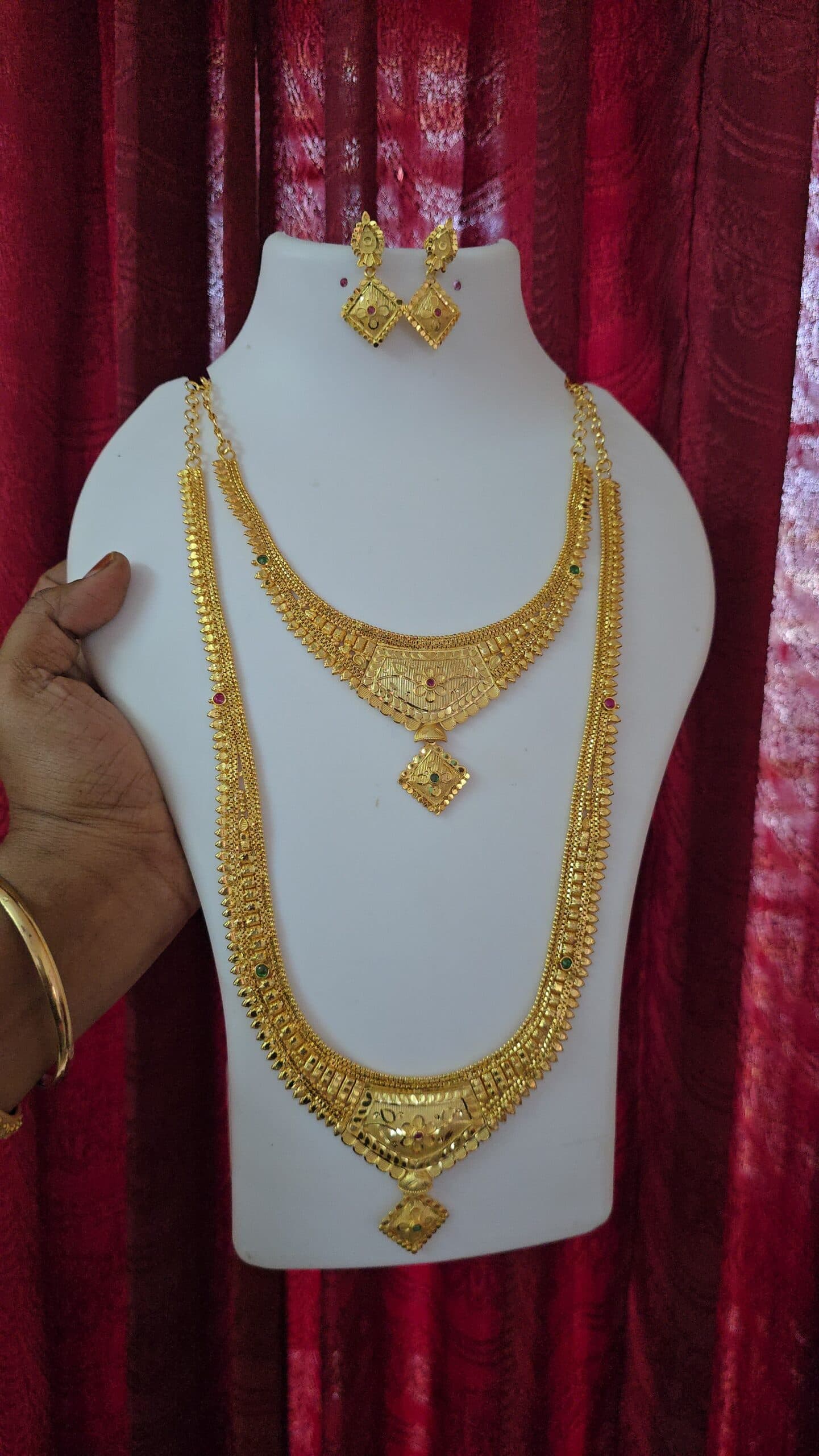 Premium foaming wedding combo necklace haram comes with stud