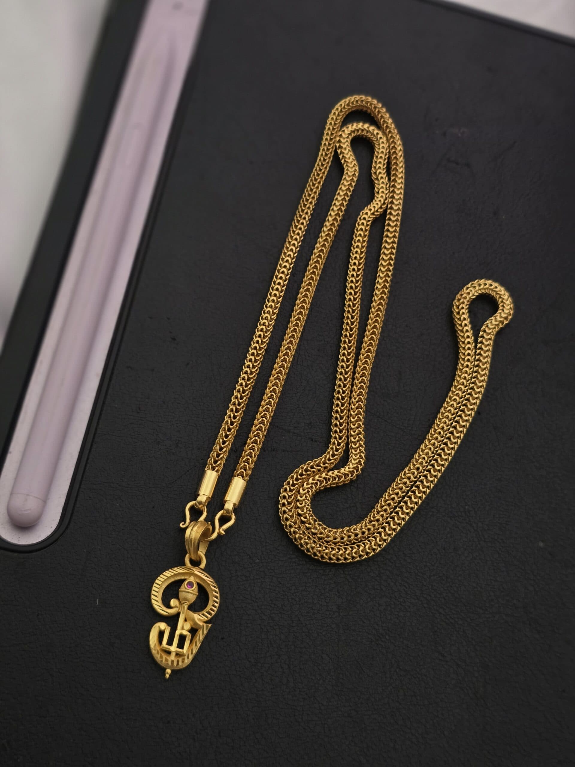 Premium foaming 32 inches om dollar with net chain