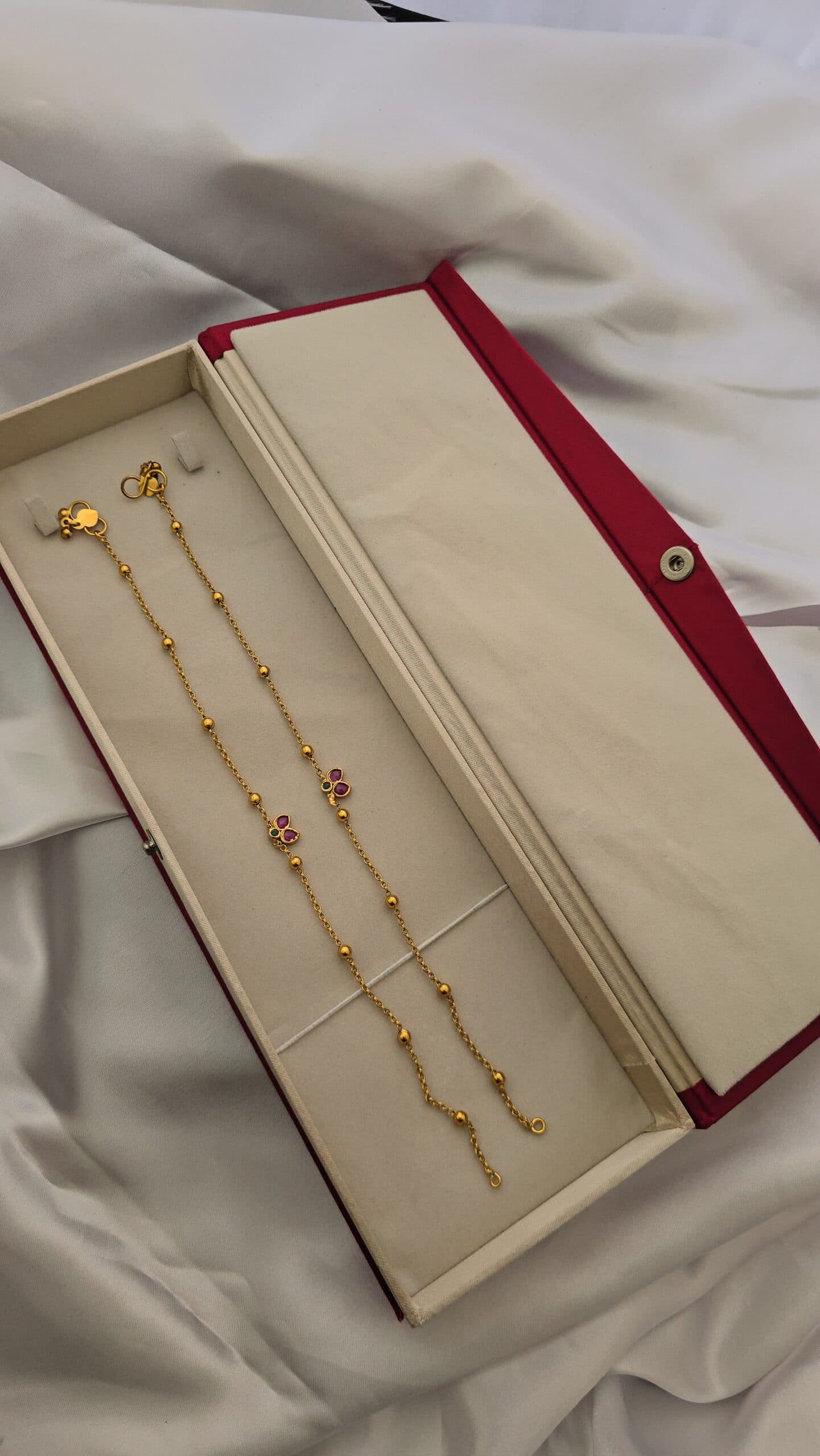 Premium Kemp antique finish anklets