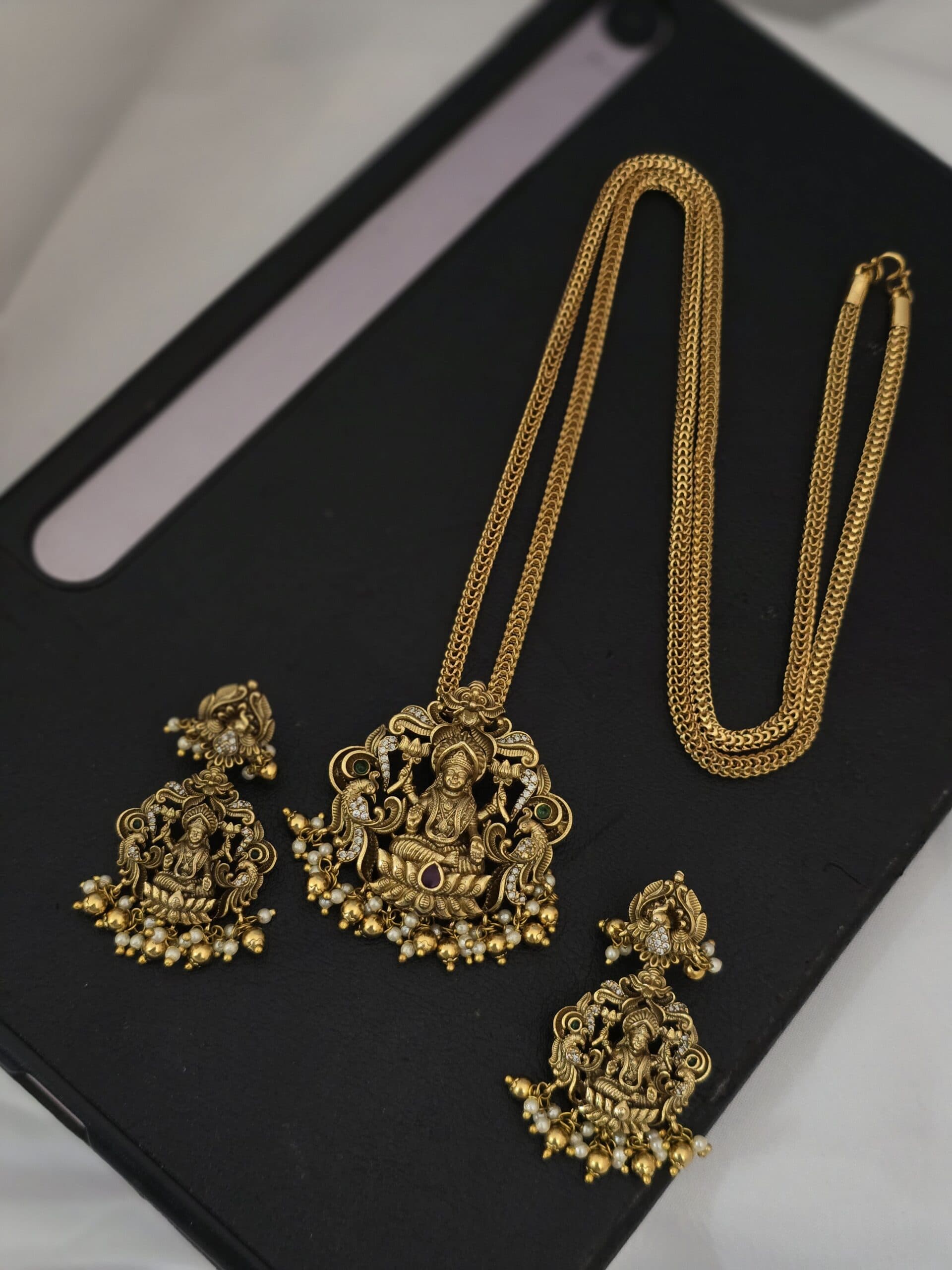 Premium antique finish 32inches lakshmi dollar chain