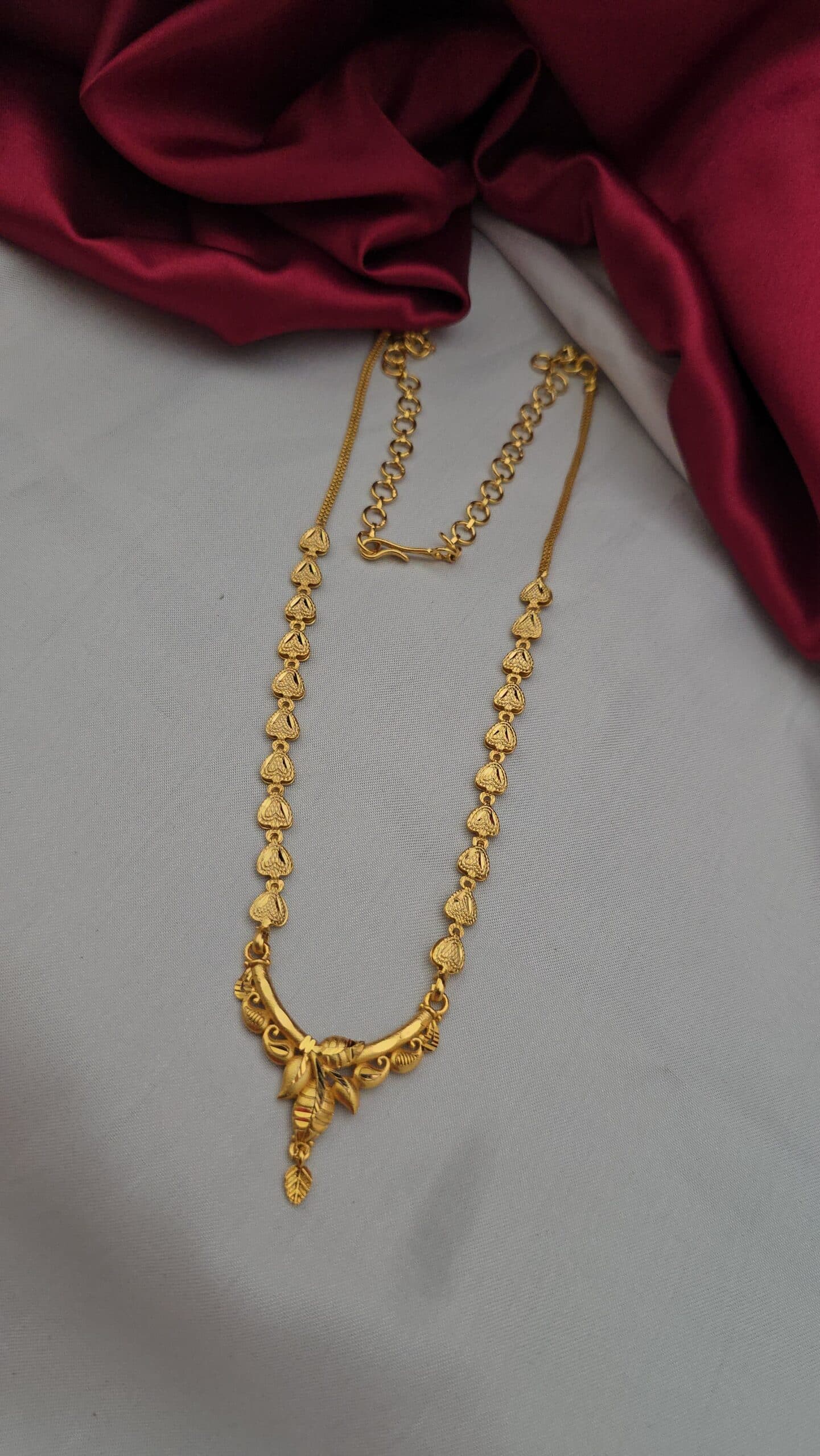 Premium foaming Plain chain comes 24 inches with adjustable Premium foaming Plain chain comes 24 inches with adjustable