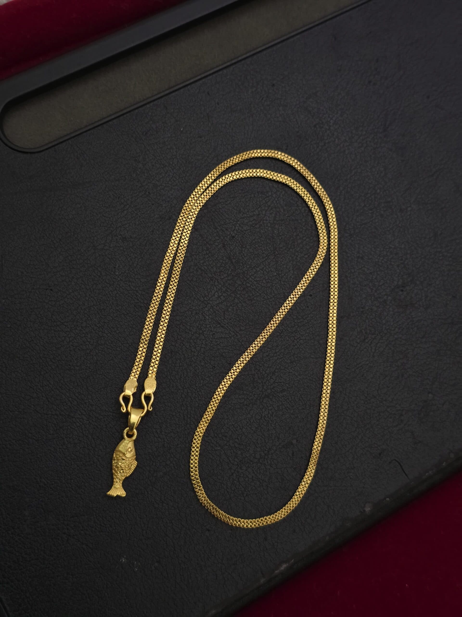 Premium foaming 18 inches fish dollar chain