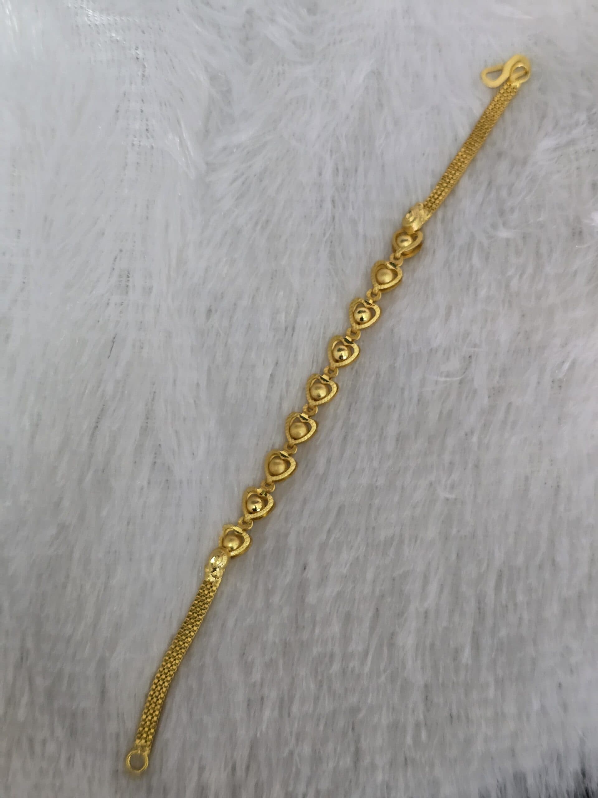 Foaming bracelet