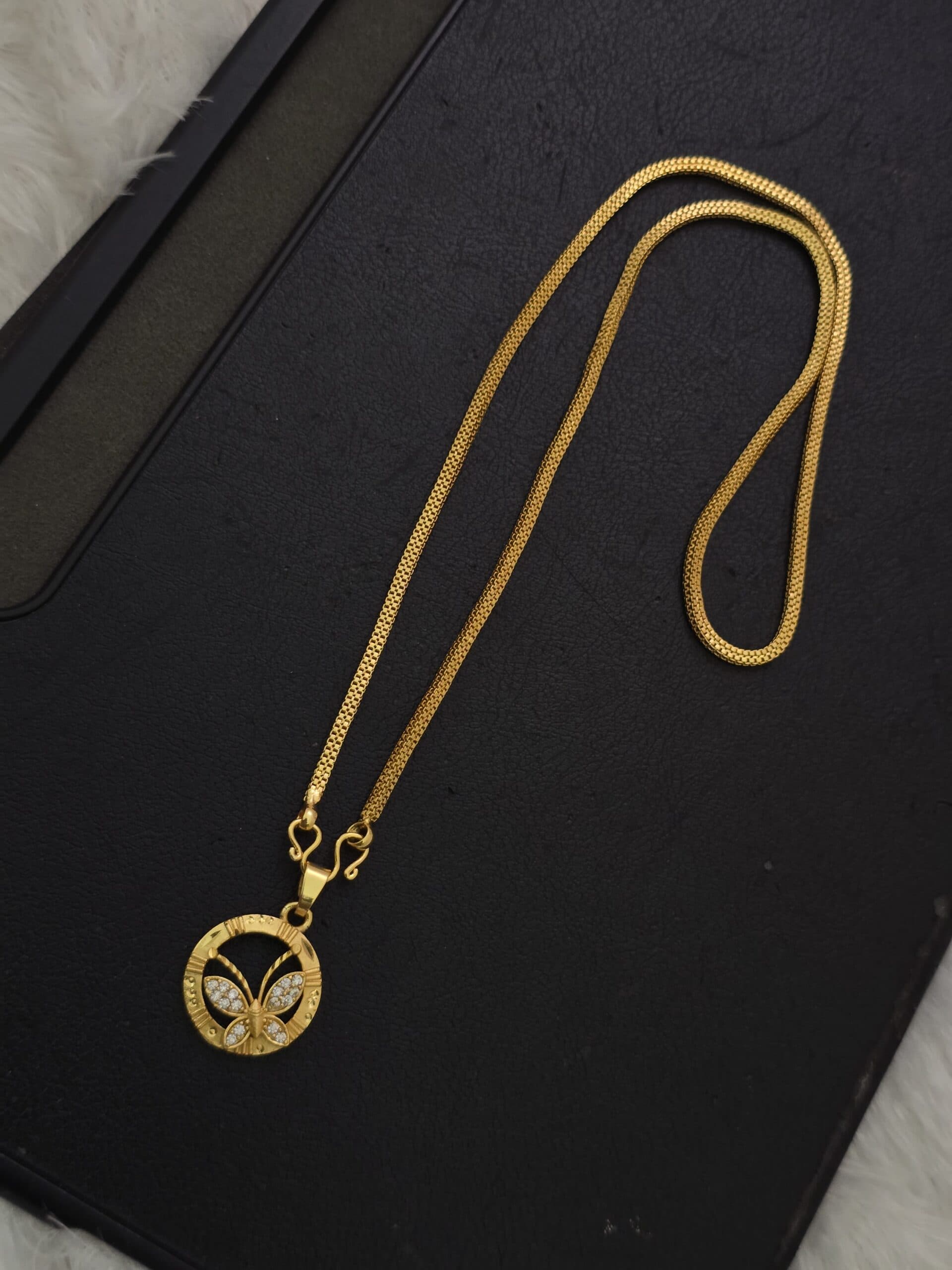 Premium foaming AD stone butterfly dollar chain