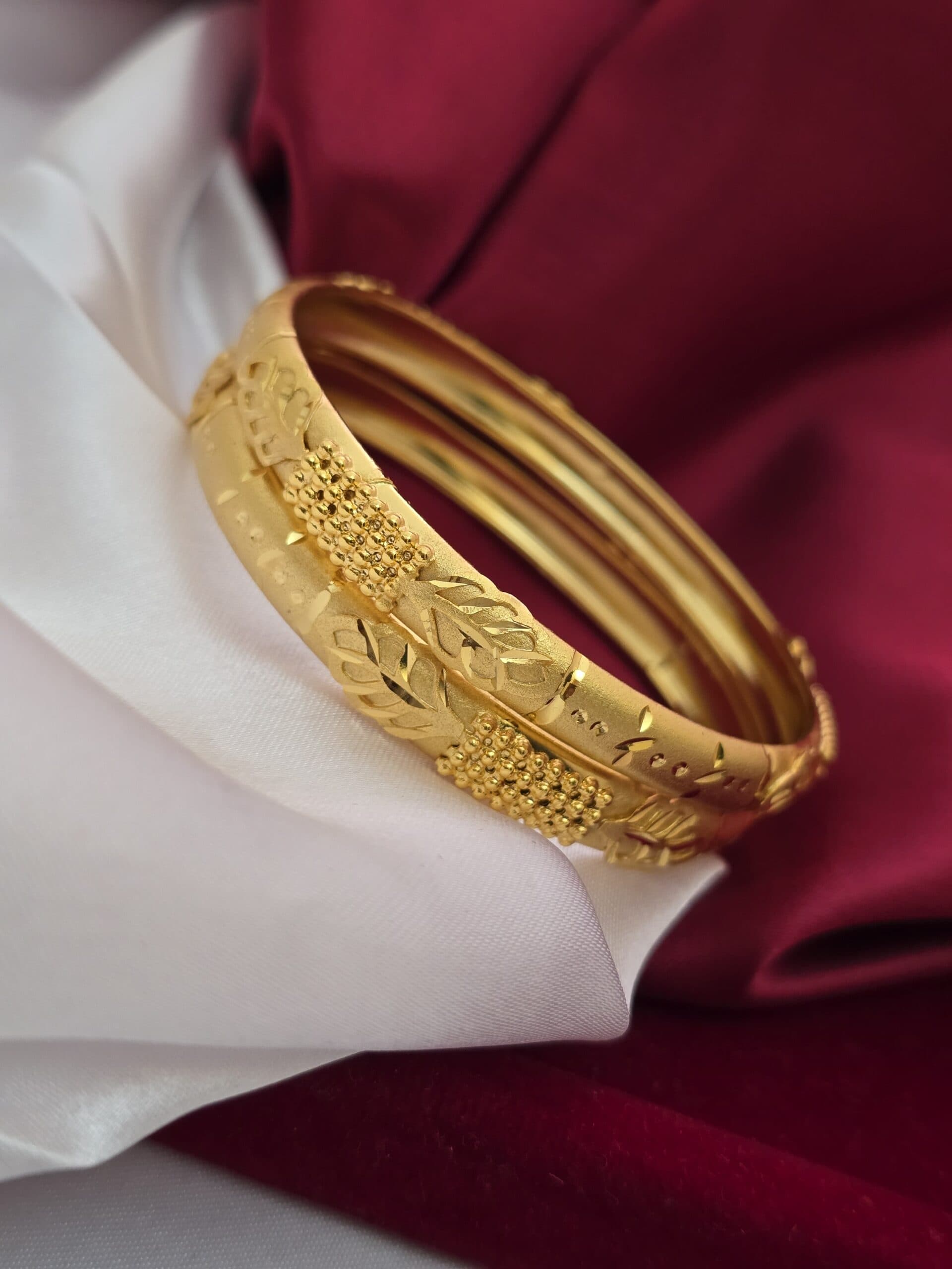 Premium Micro flower bangle