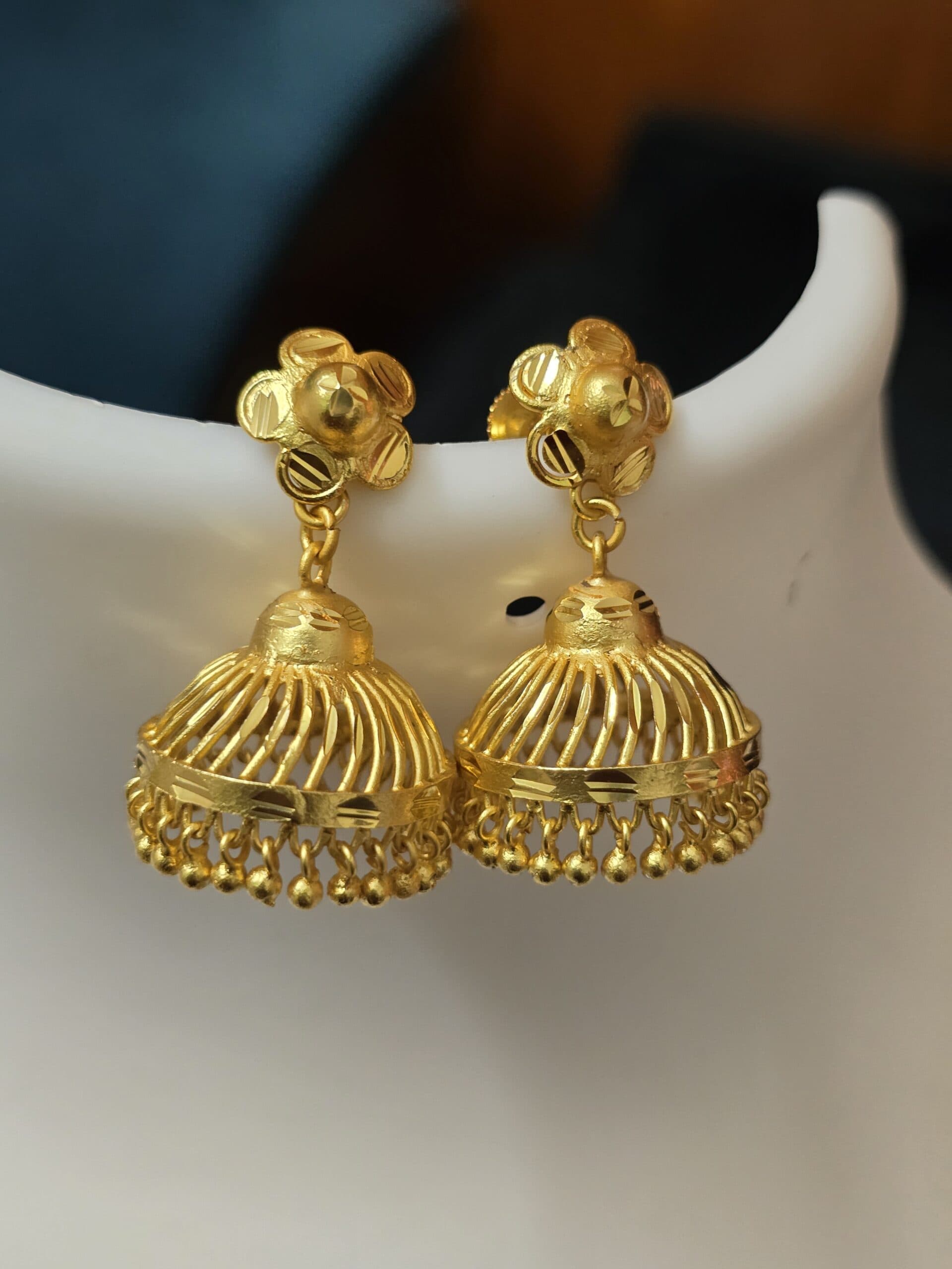 Foaming Jhumka