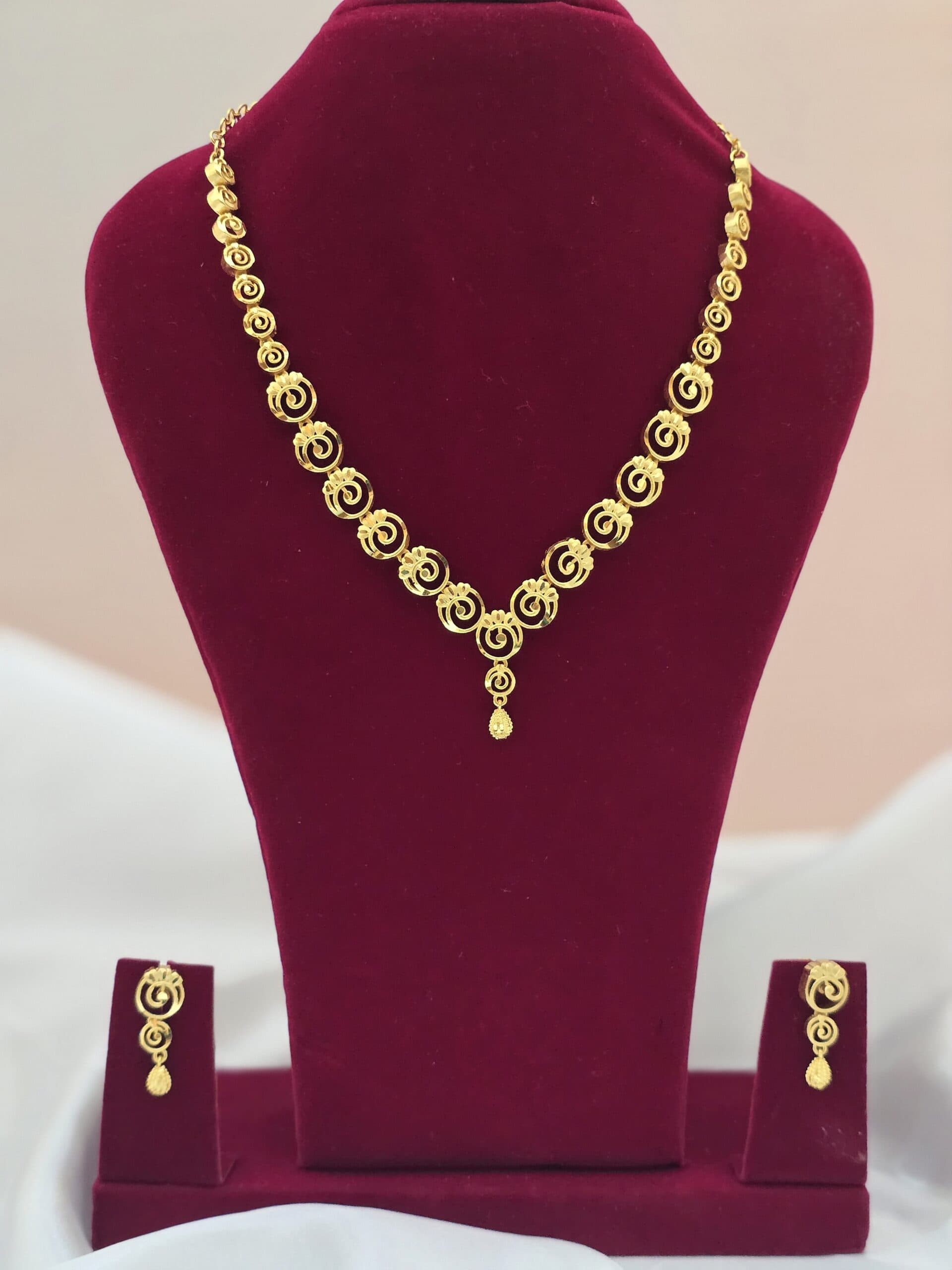 Premium foaming plain jelabi design necklace