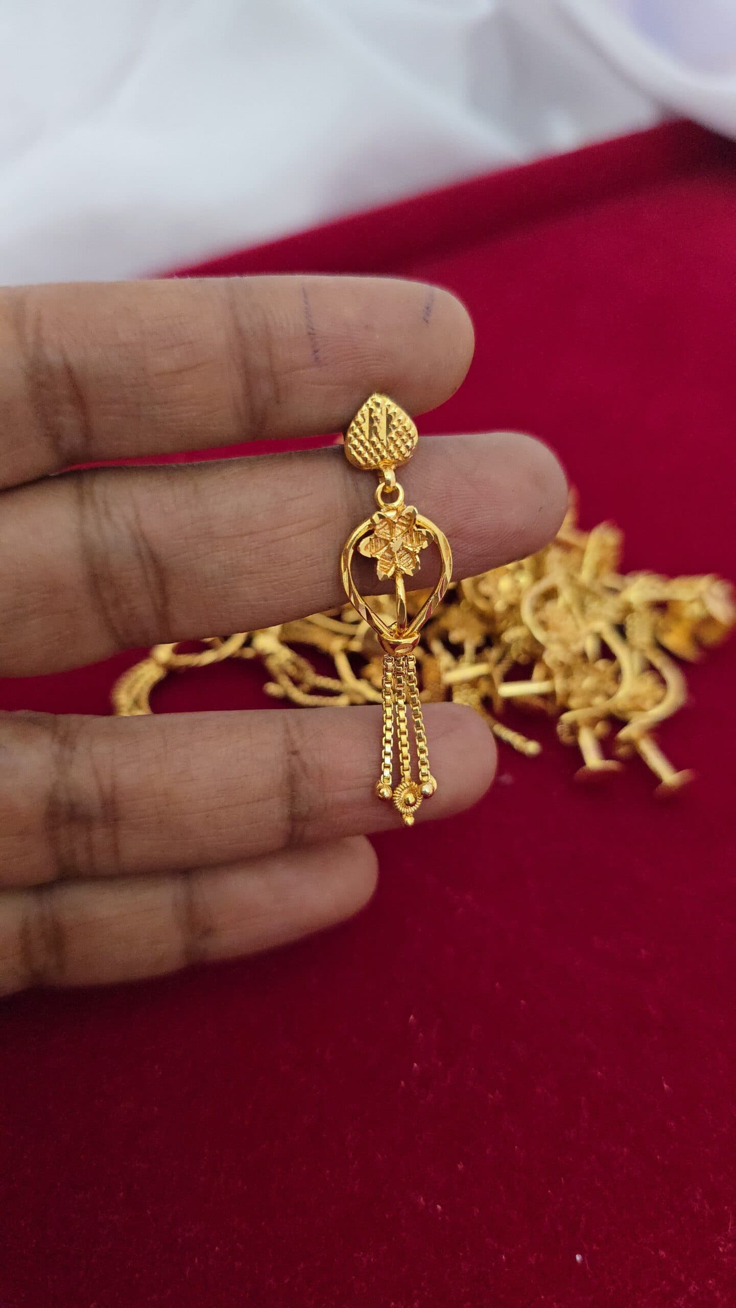 Premium foaming chain drops earing