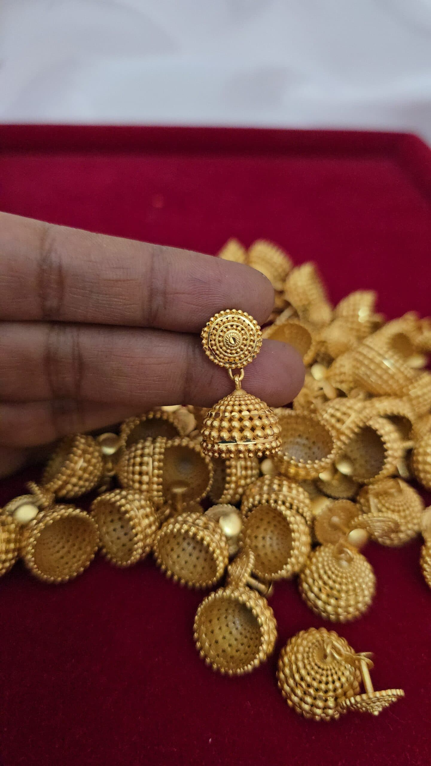 Premium foaming plain jhumka