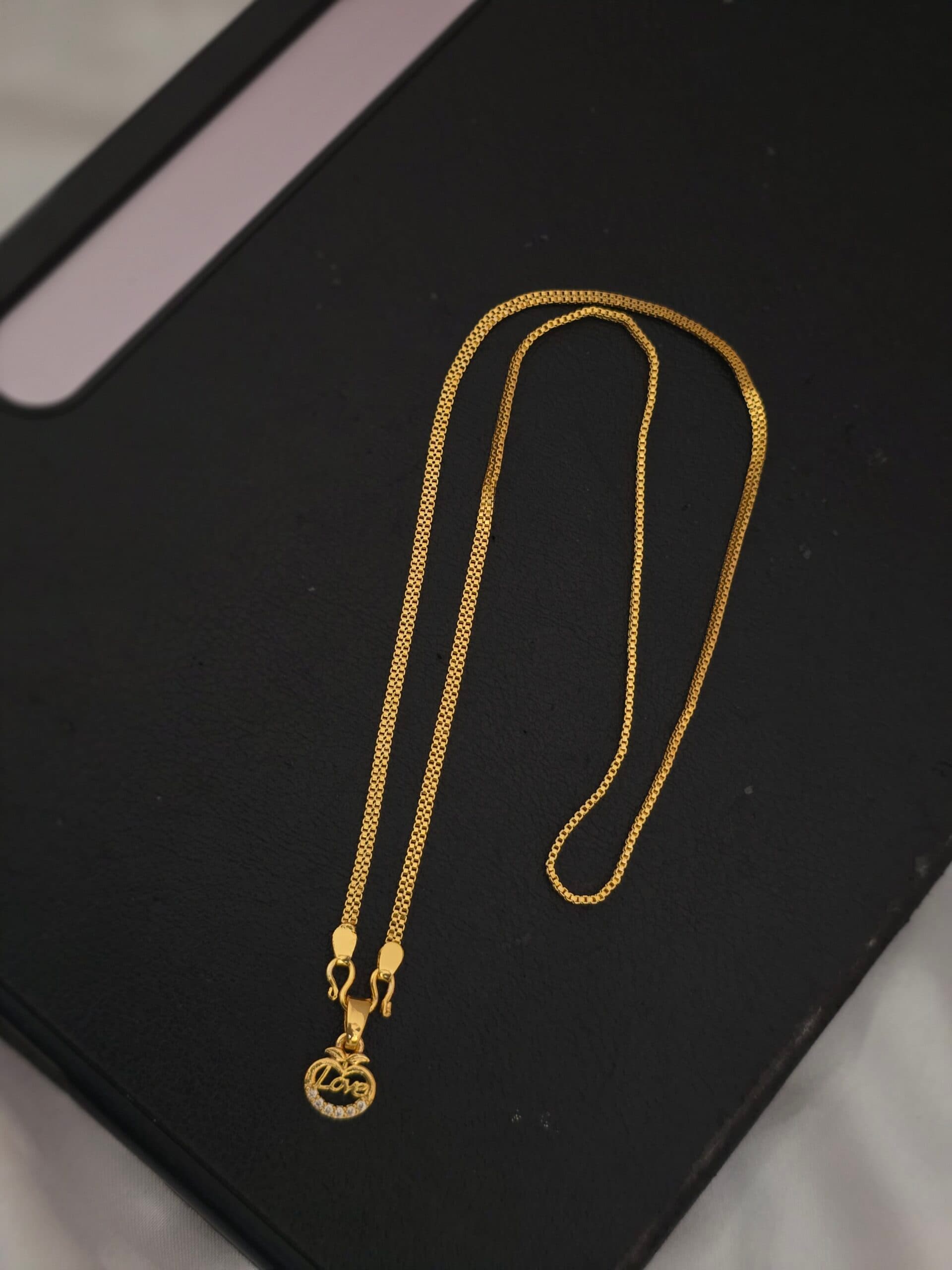 Premium foaming AD stones 18 inch dollar chain