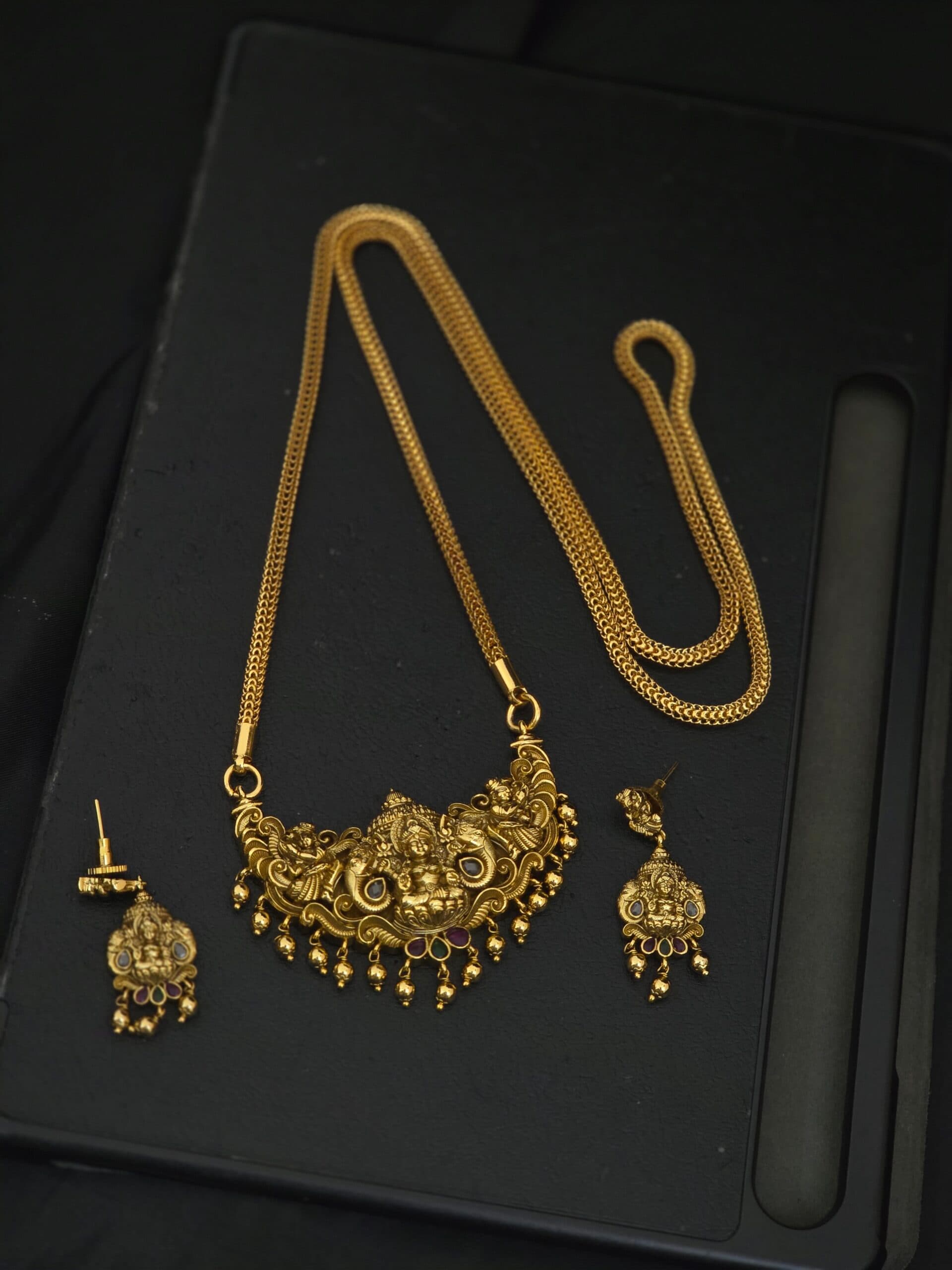 Premium mat 32 inch lakshmi dollar chain with jhumka