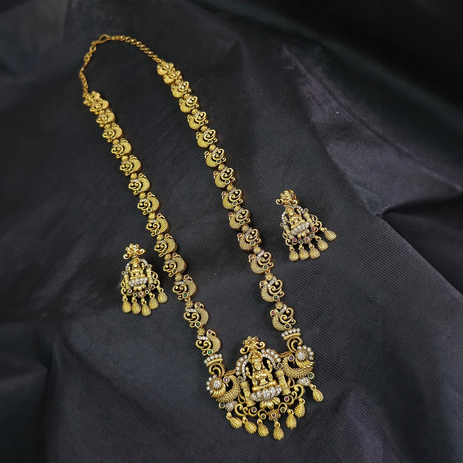Premium Quality Nakshi Double Layer Haram