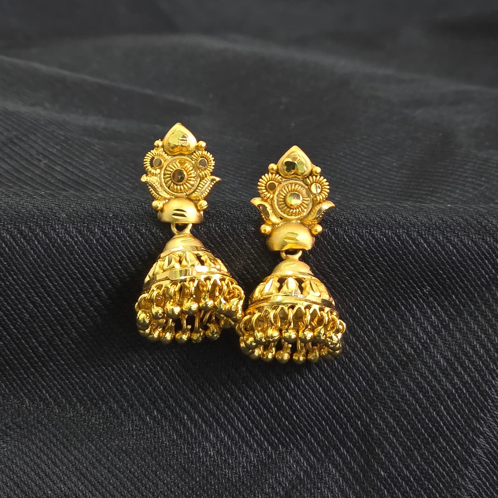 Foaming Jhumka