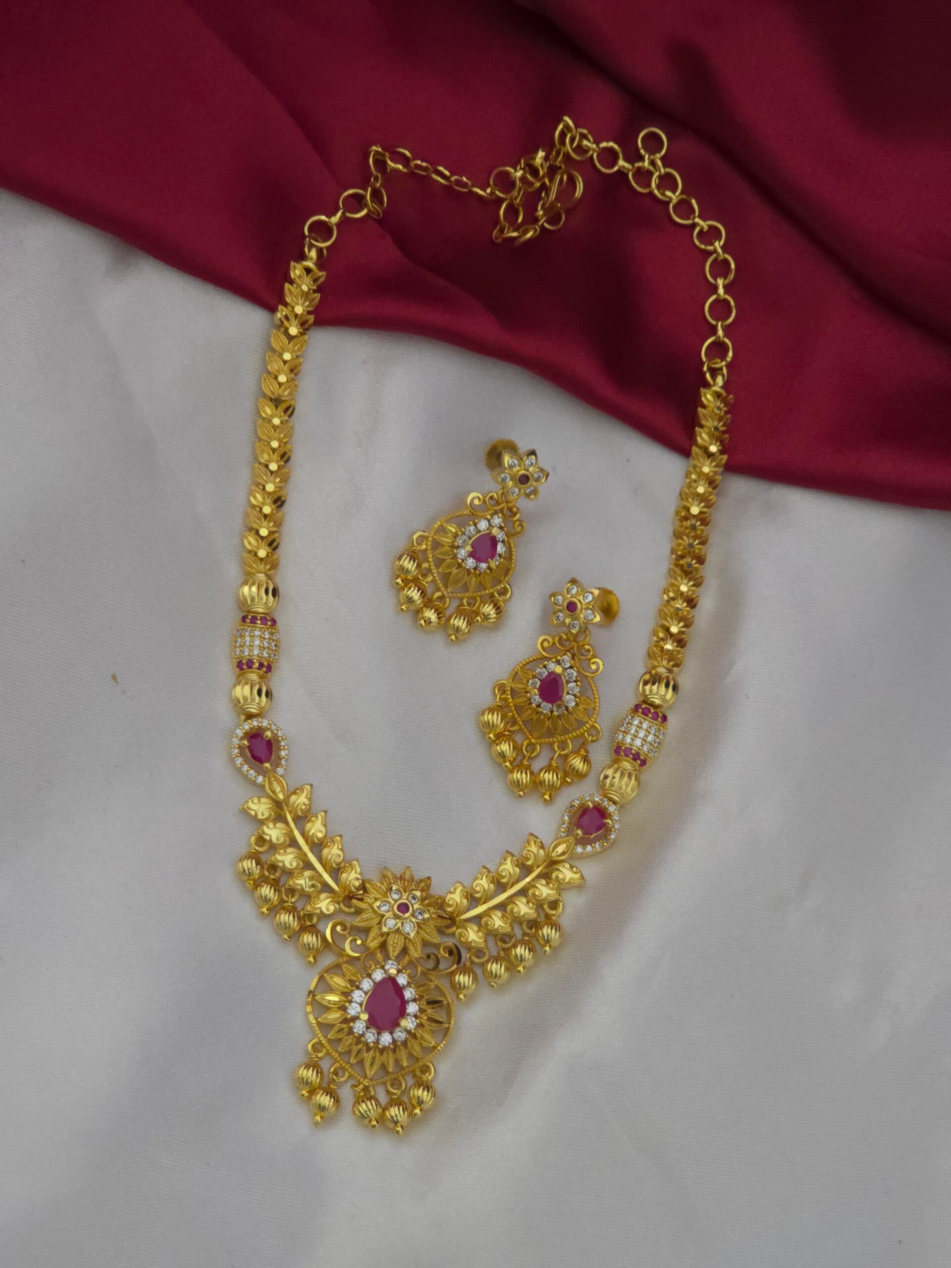Premium foaming ad stone necklace with earing