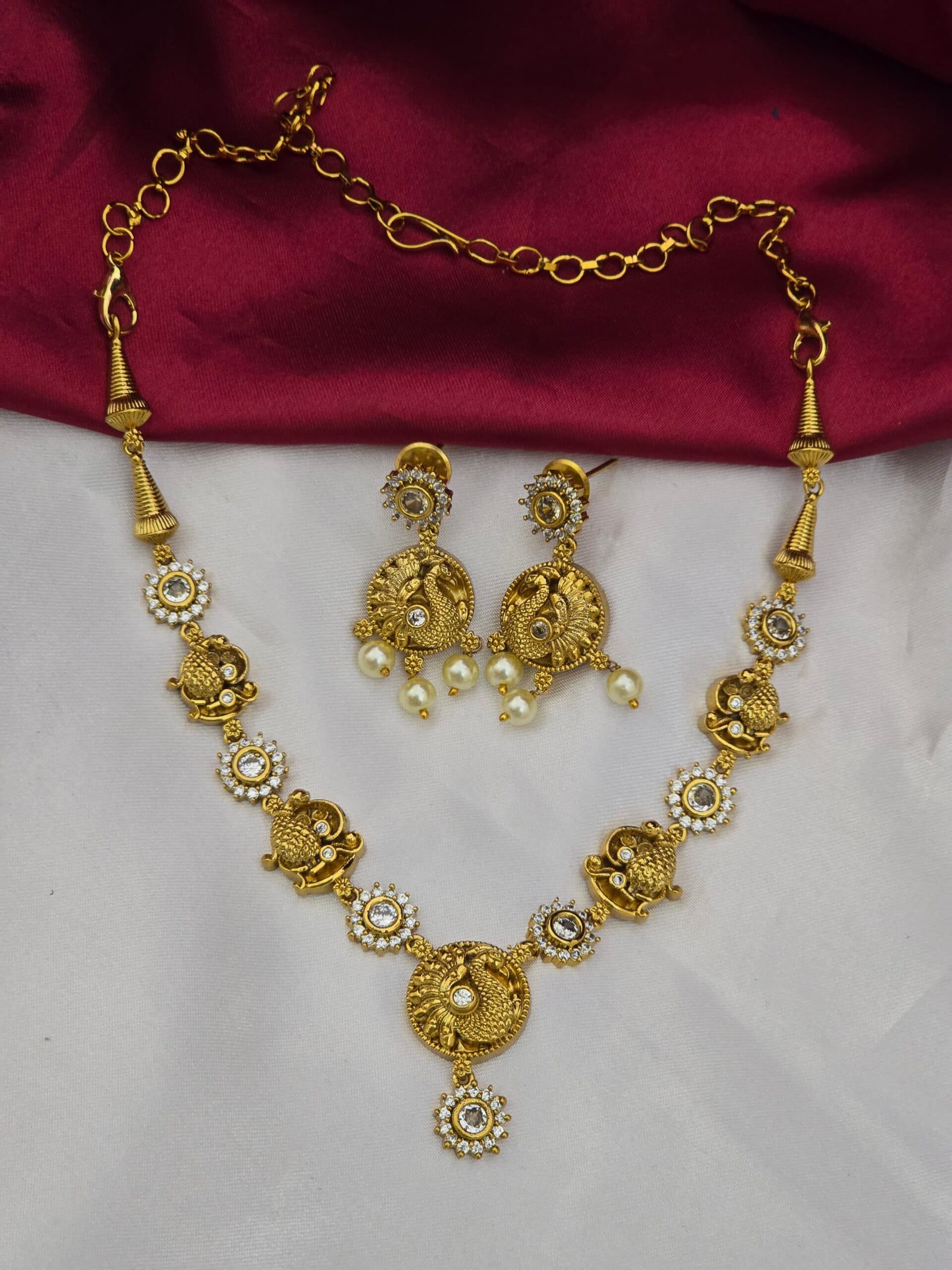 Premium matt necklace with earings