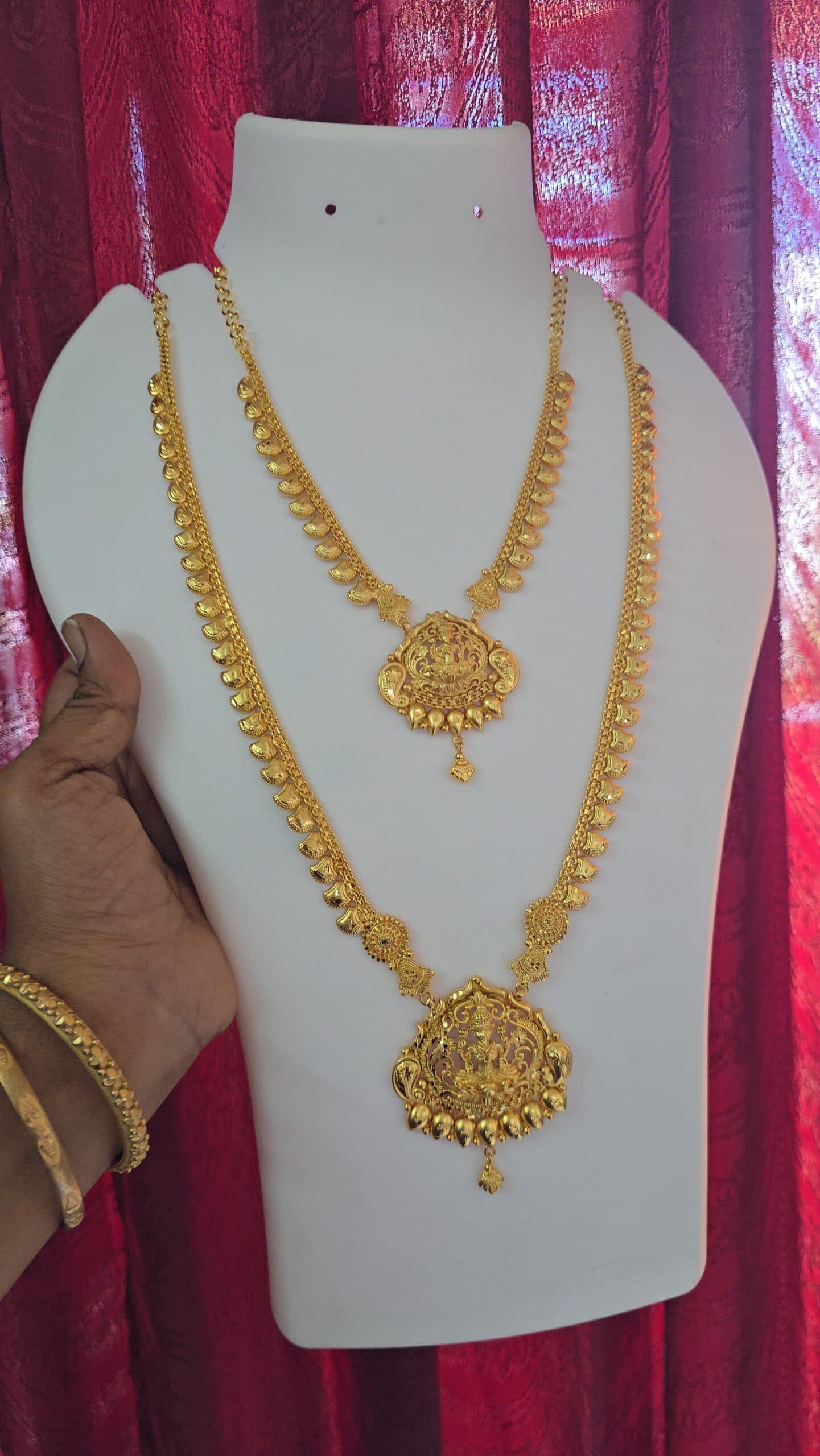 Premium foaming wedding lakshmi combo