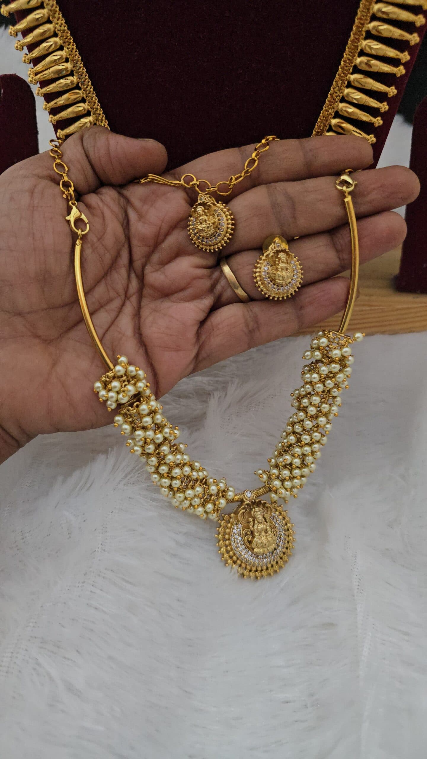 Premium matt lakshmi necklace with earing