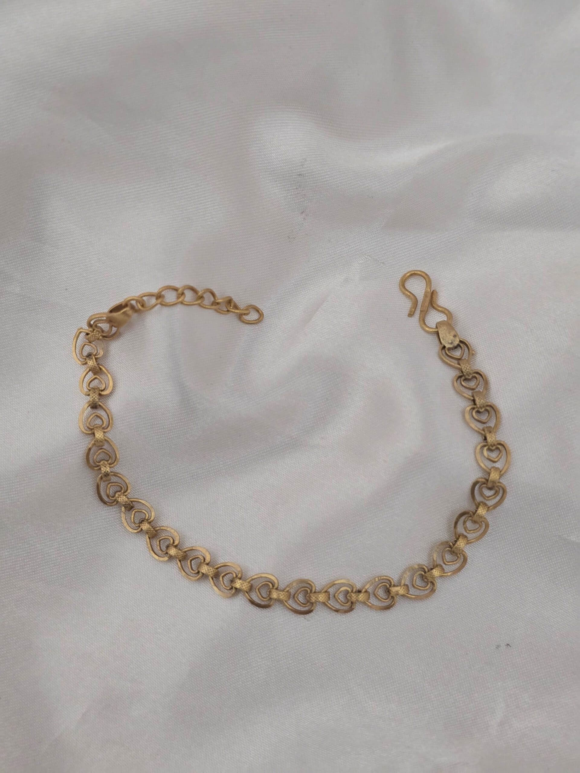 Premium impon heart bracelet