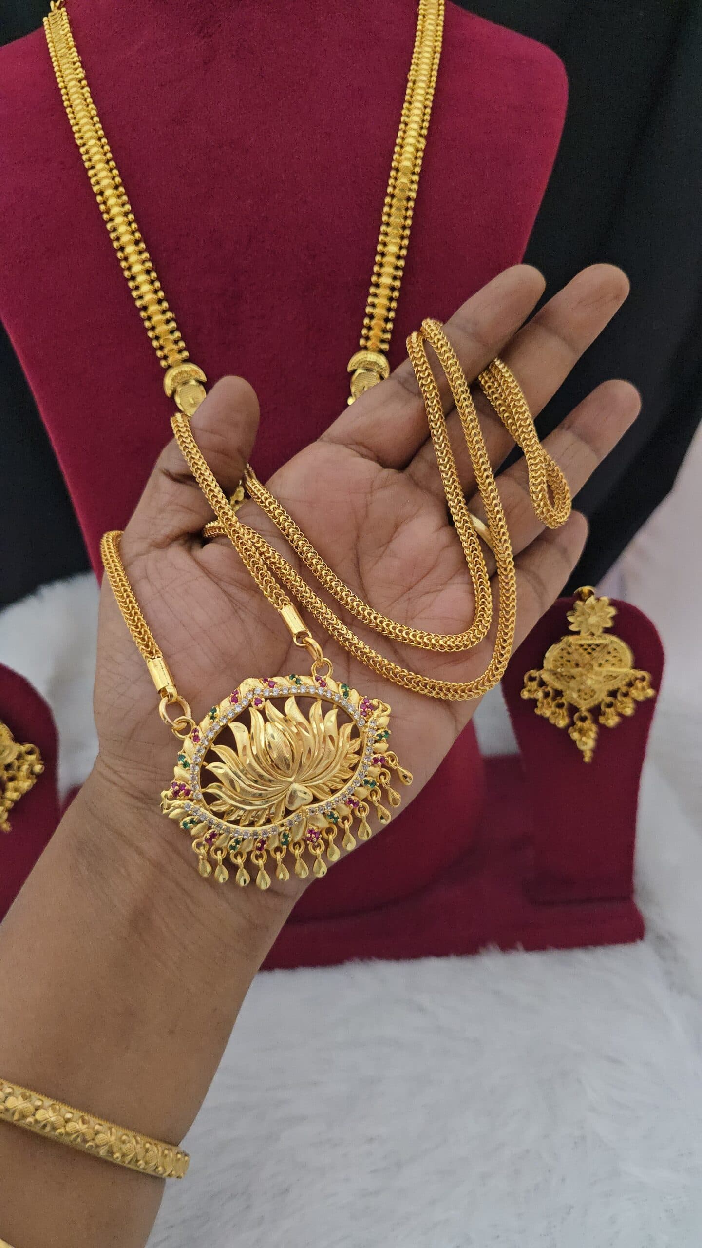 Premium foaming 32 inch ad stone lotus dollar chain