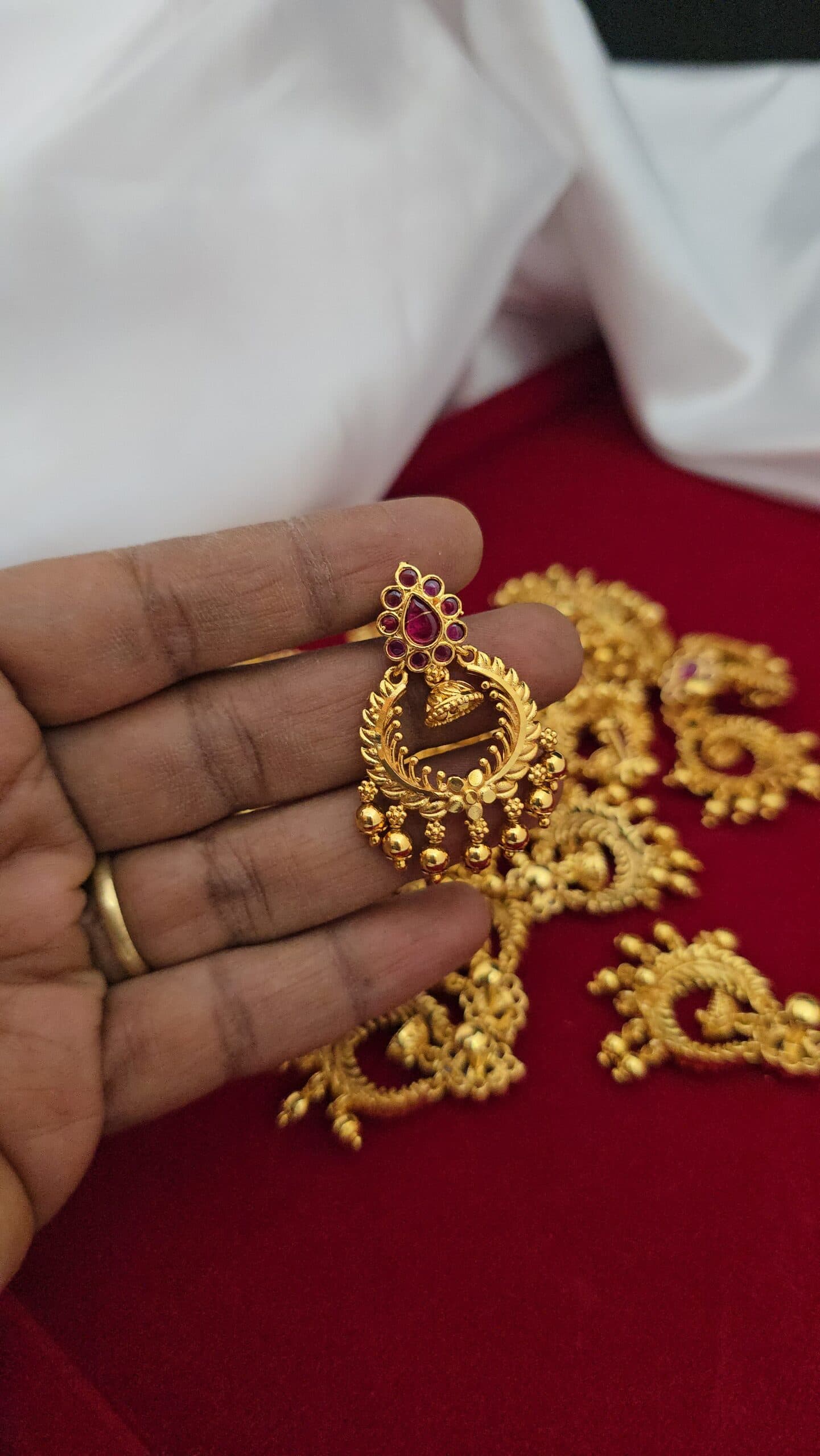 Premium foaming Chanbali kemp jhumka