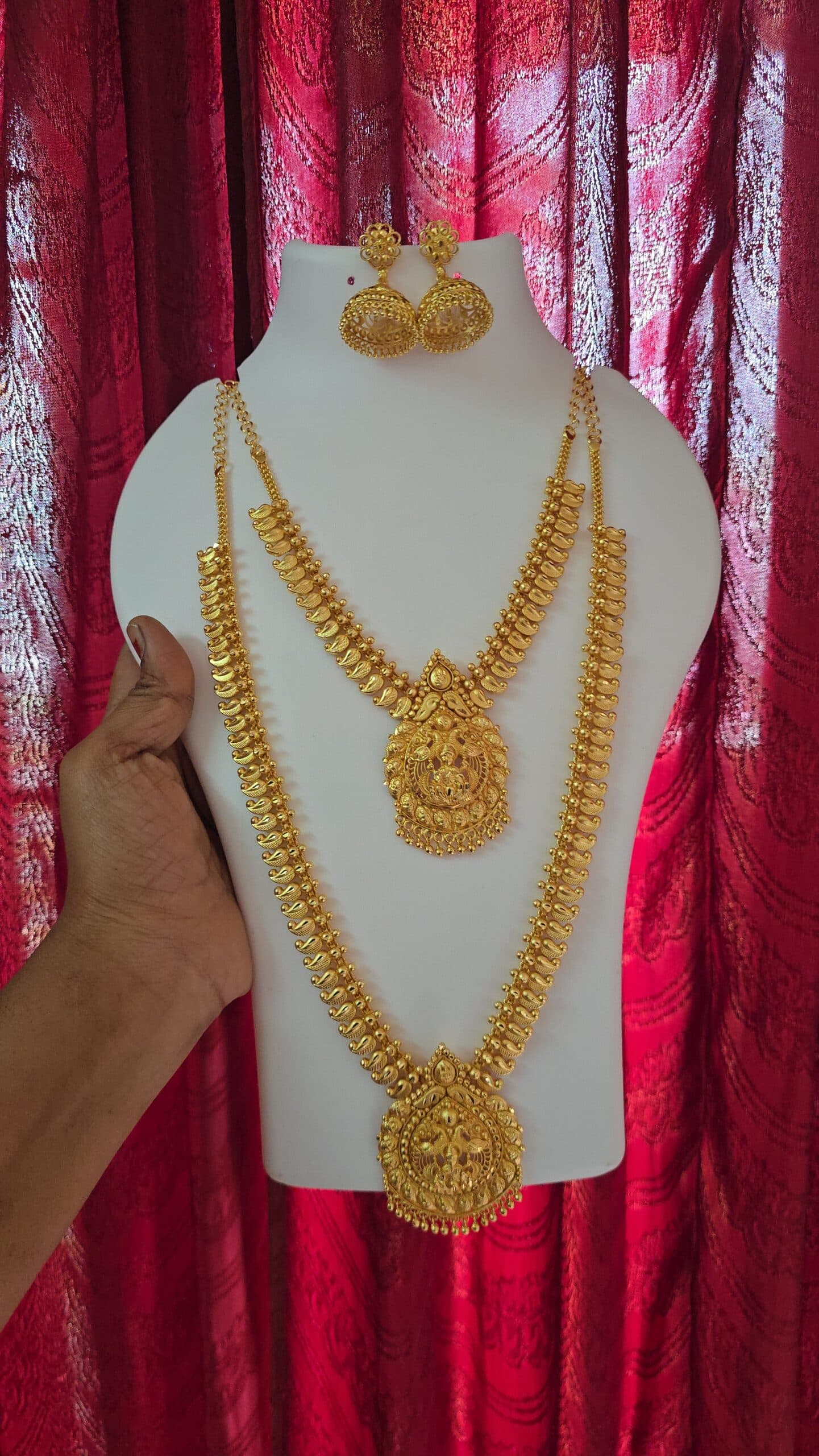 Premium foaming lakshmi combo with earings