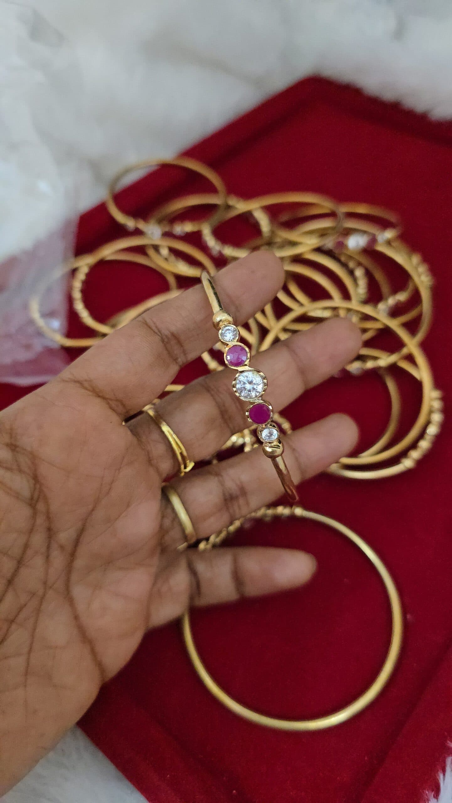 Premium foaming white and ruby stone bangle