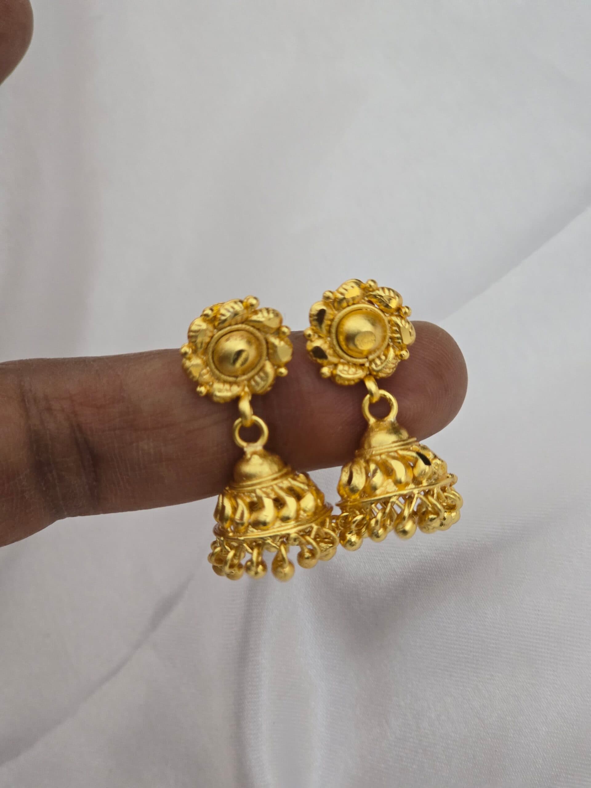 Premium foaming jhumka